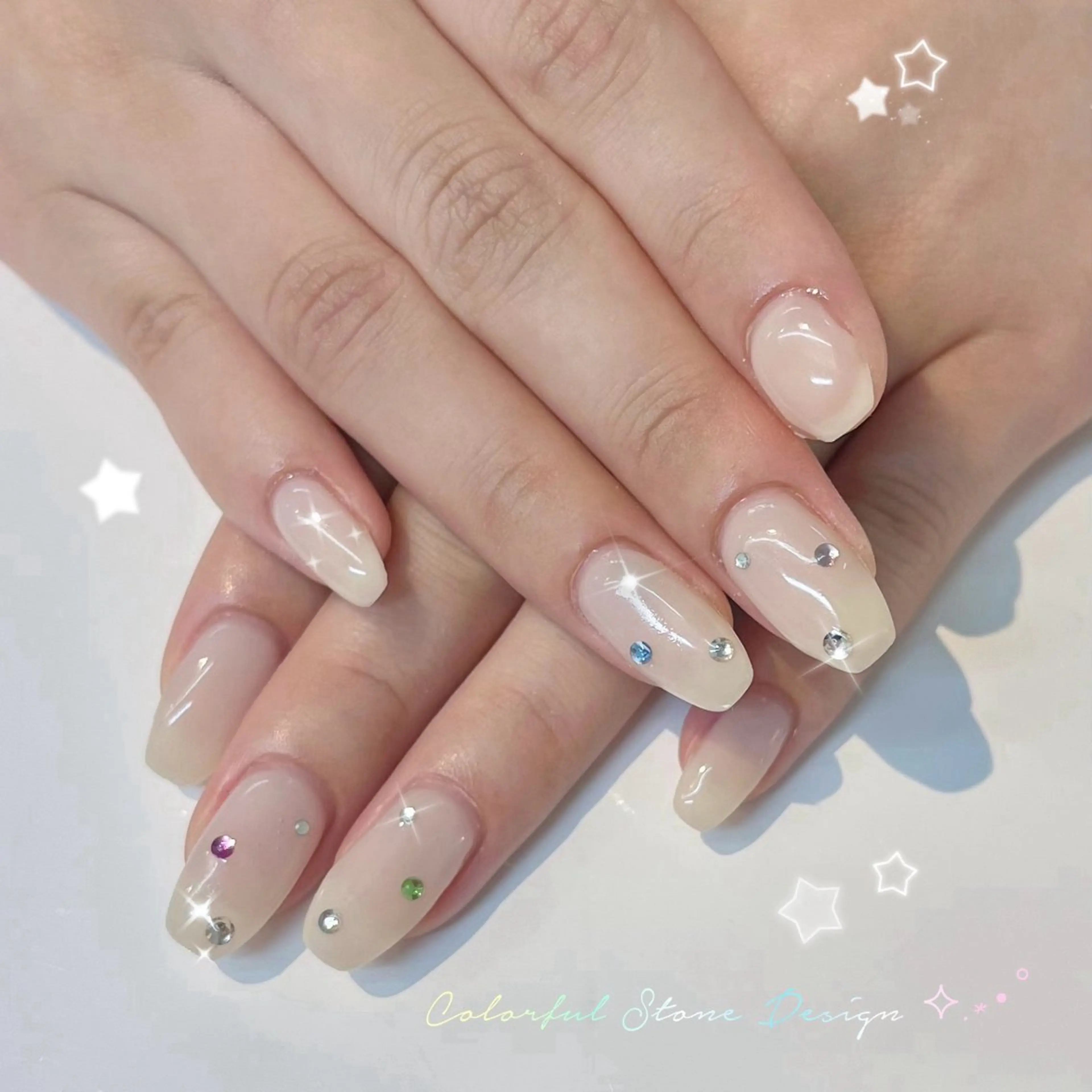 ネイル キラキラネイル ワンカラーネイル ストーンネイル ハンドネイル Bianca市川 高橋🍒のネイルデザイン