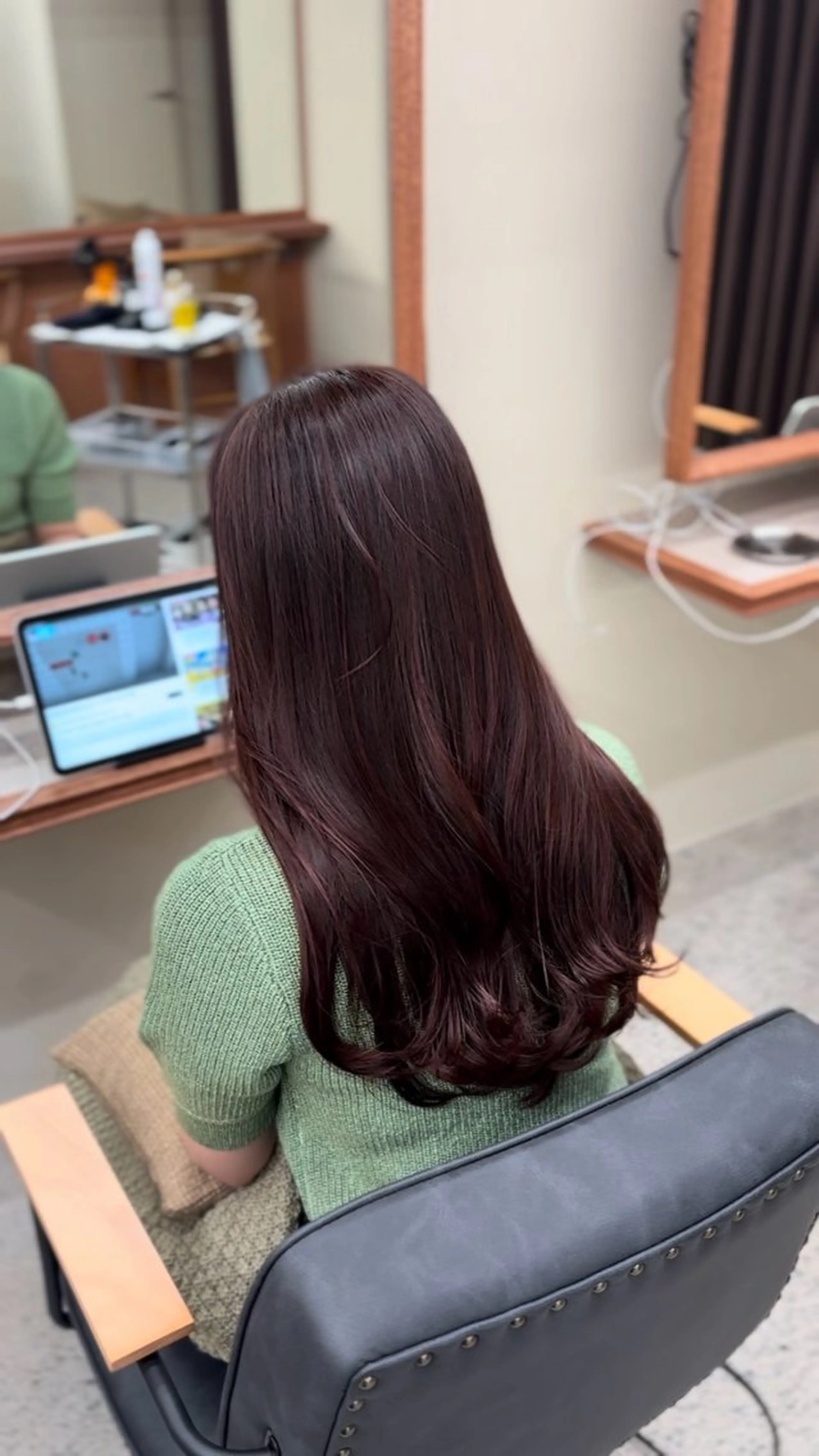 -圧倒的艶を👑-地毛風艶髪ストレート(髪質改善) + 似合わカット+カラー¥35,900→¥25,700の写真