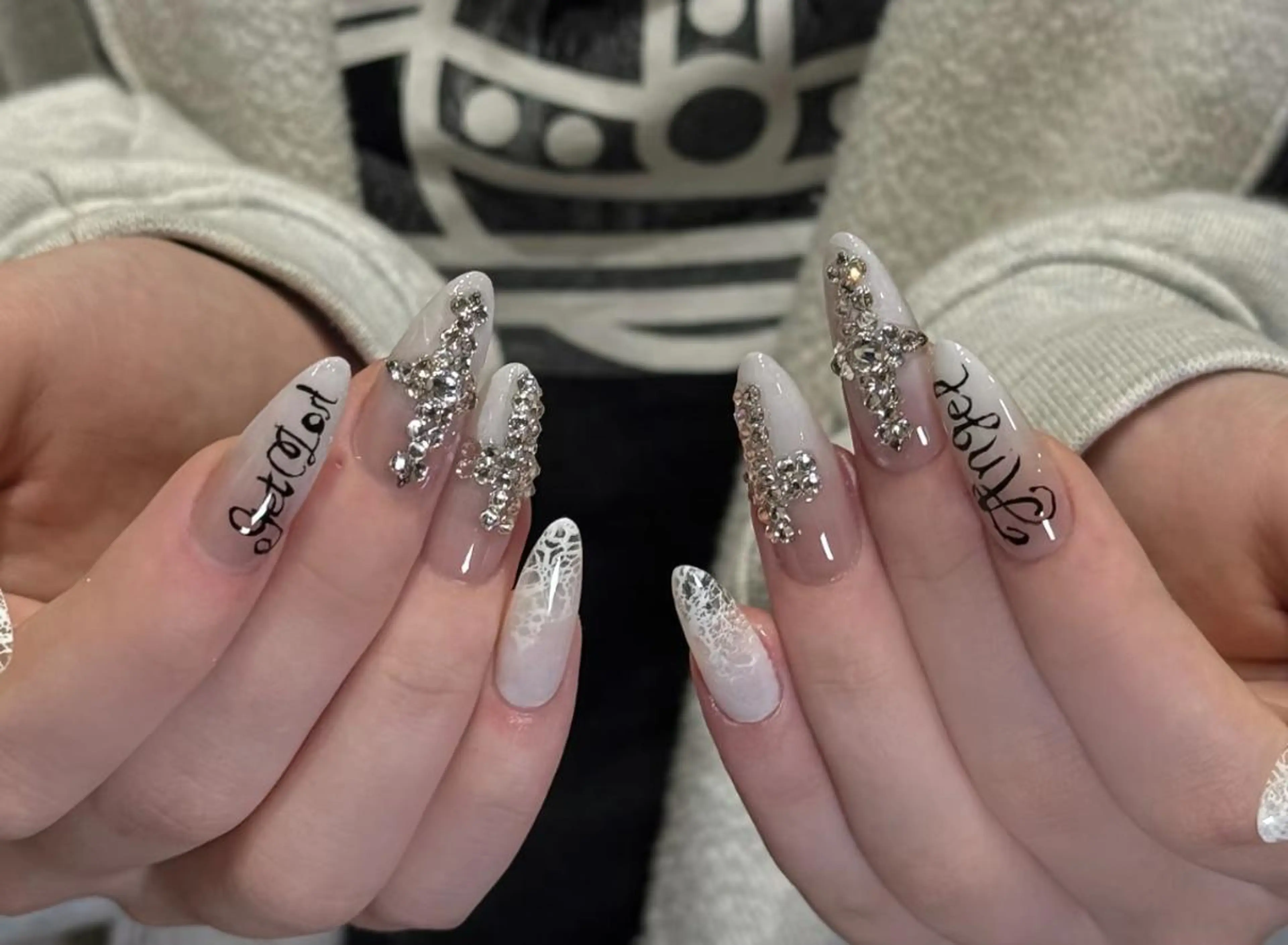 ネイル ハンドネイル ハンドケア 🍑 momo_nailのネイルデザイン