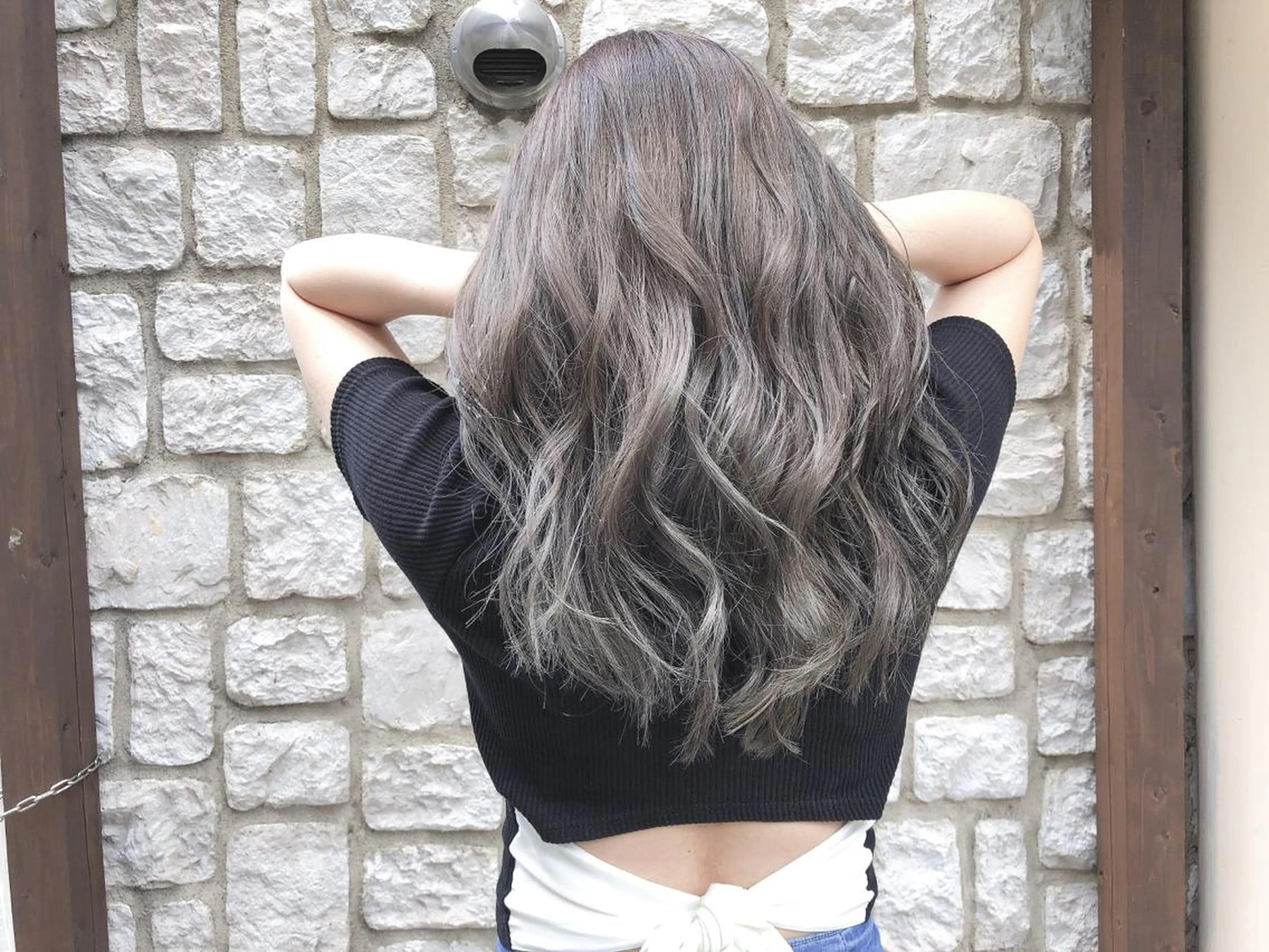 セミロング カラー パーマ ヘアアレンジ メンズ キッズ ネイル マツエク・マツパ メンズブリーチ メンズハイトーン アッシュ ブリーチ グレージュ カット 縮毛矯正 トリートメント OAK  兵庫所属・OAK 兵庫のヘアスタイル