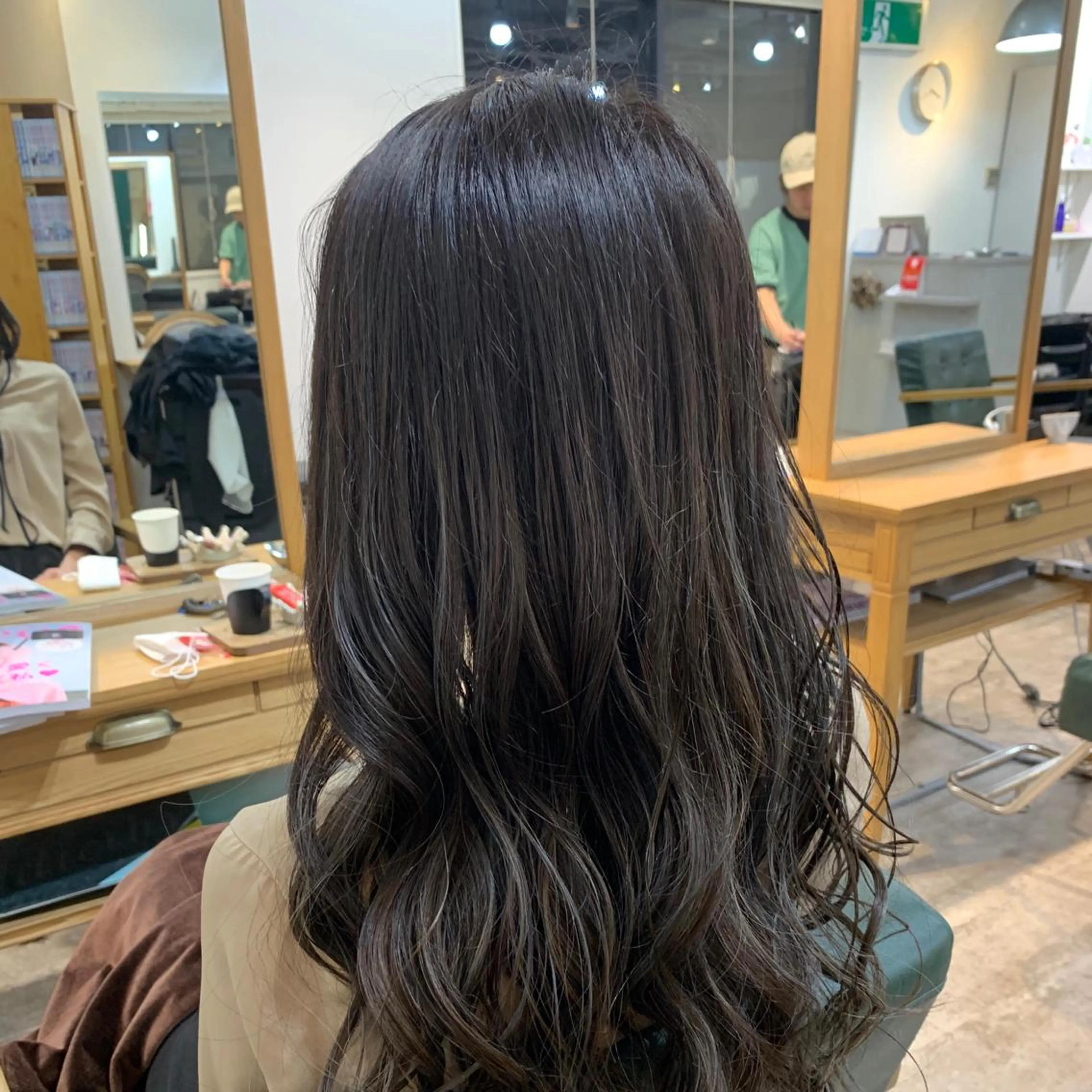 ロング カラー 加藤 雄大のヘアスタイル