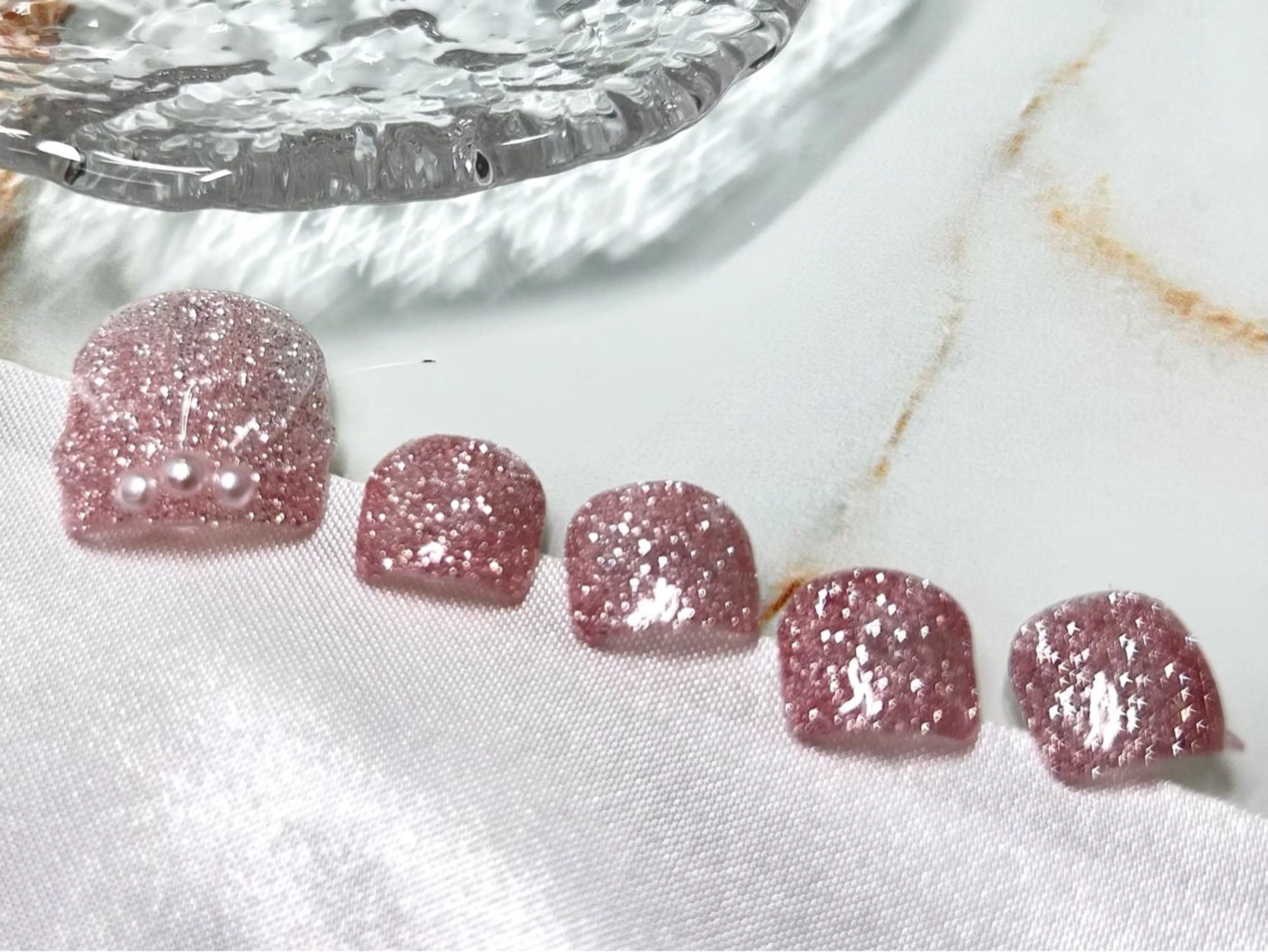 ネイル アートネイル フットネイル ジェルネイル ニュアンスネイル パラジェル フットネイル Nail Neige🐈🌙のネイルデザイン