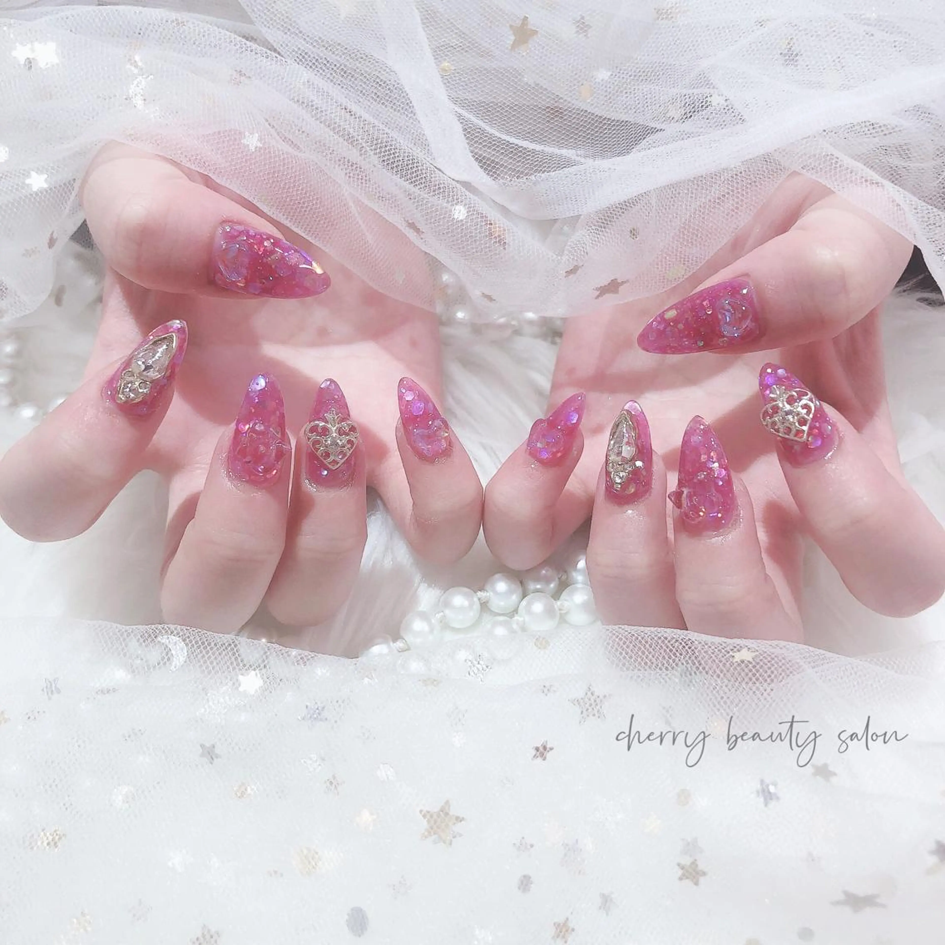 ネイル SAKURA 🍒のネイルデザイン