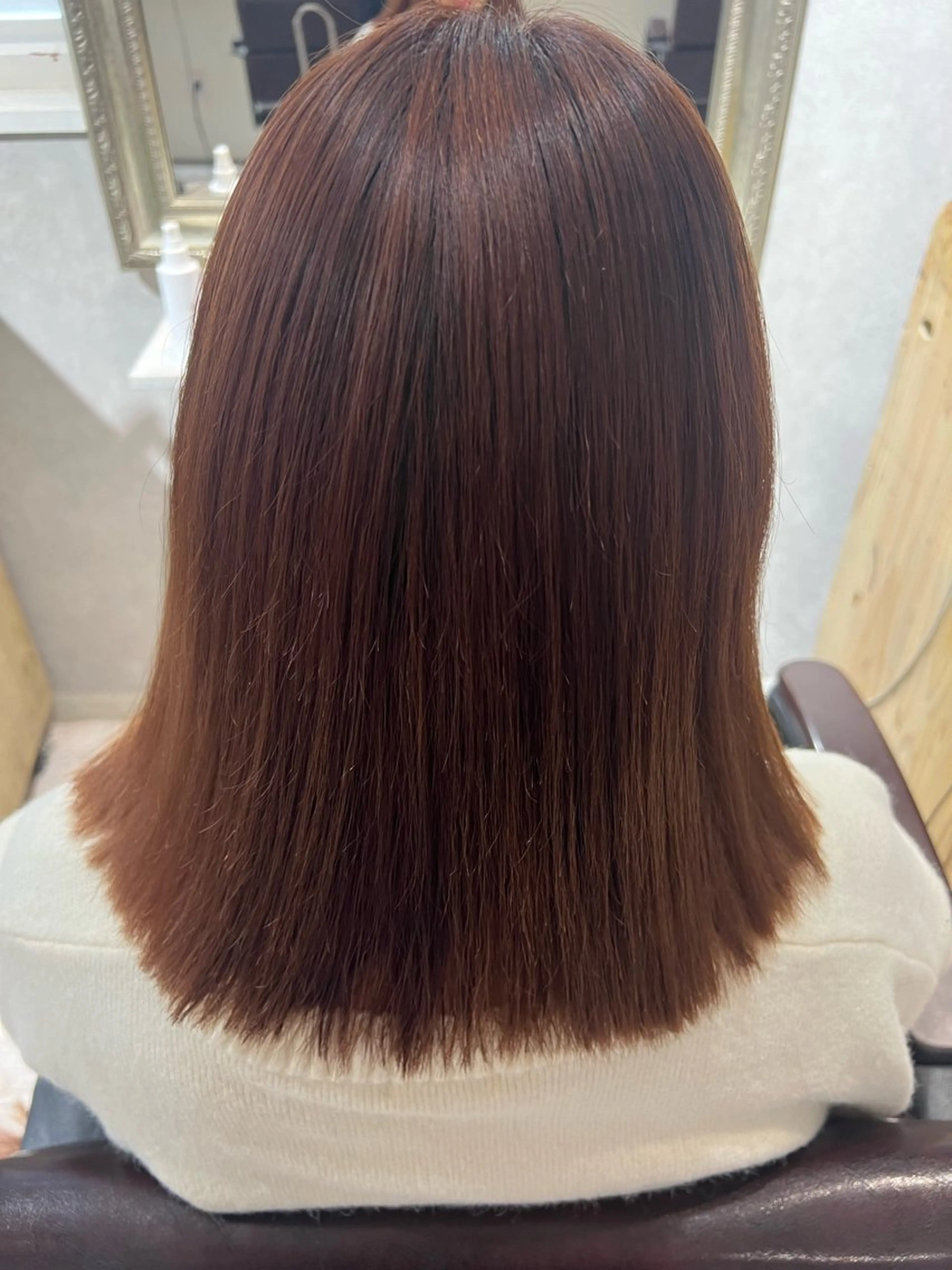 ミディアム 山口 彩乃のヘアスタイル