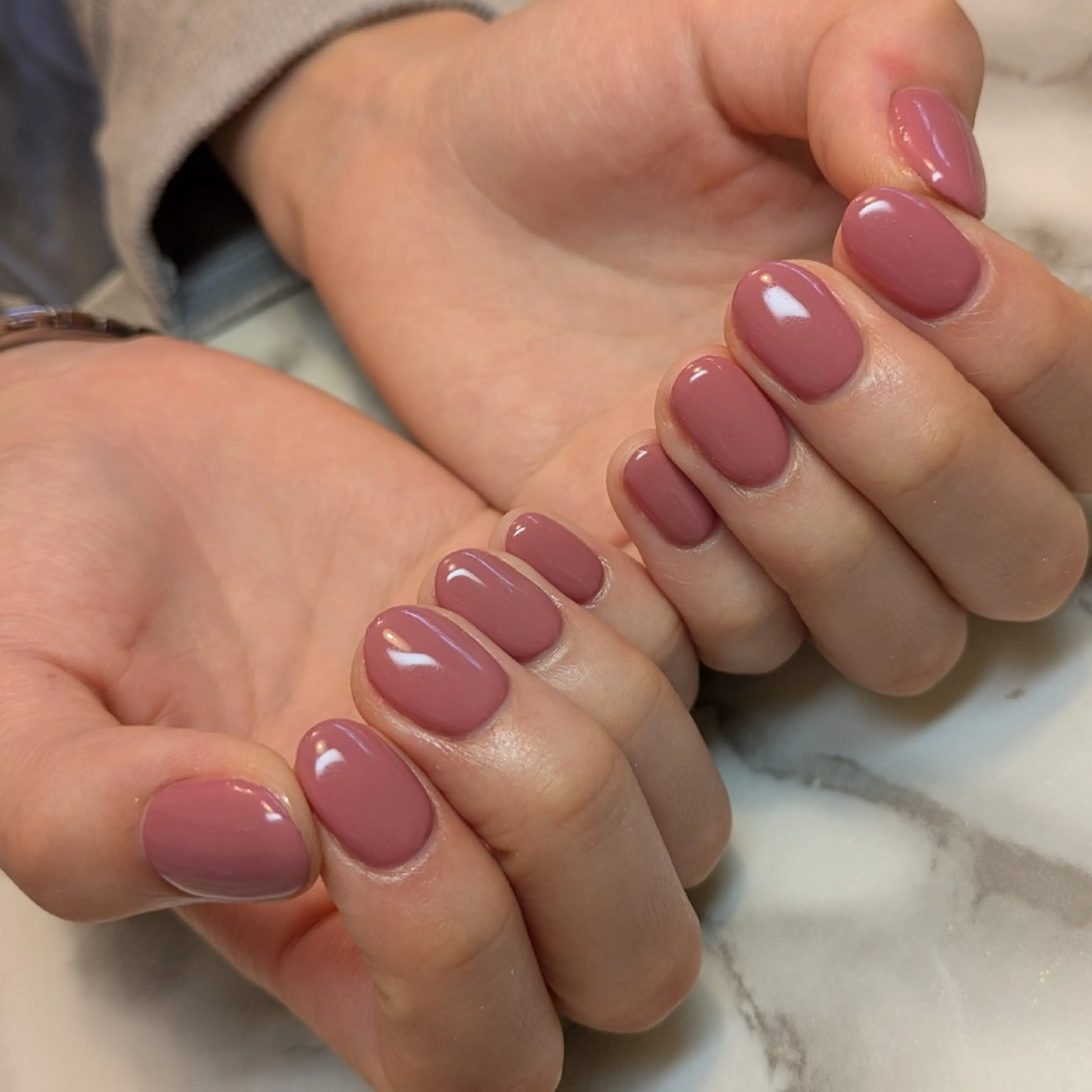 ネイル ワンカラーネイル ジェヌインネイル 河内のネイルデザイン