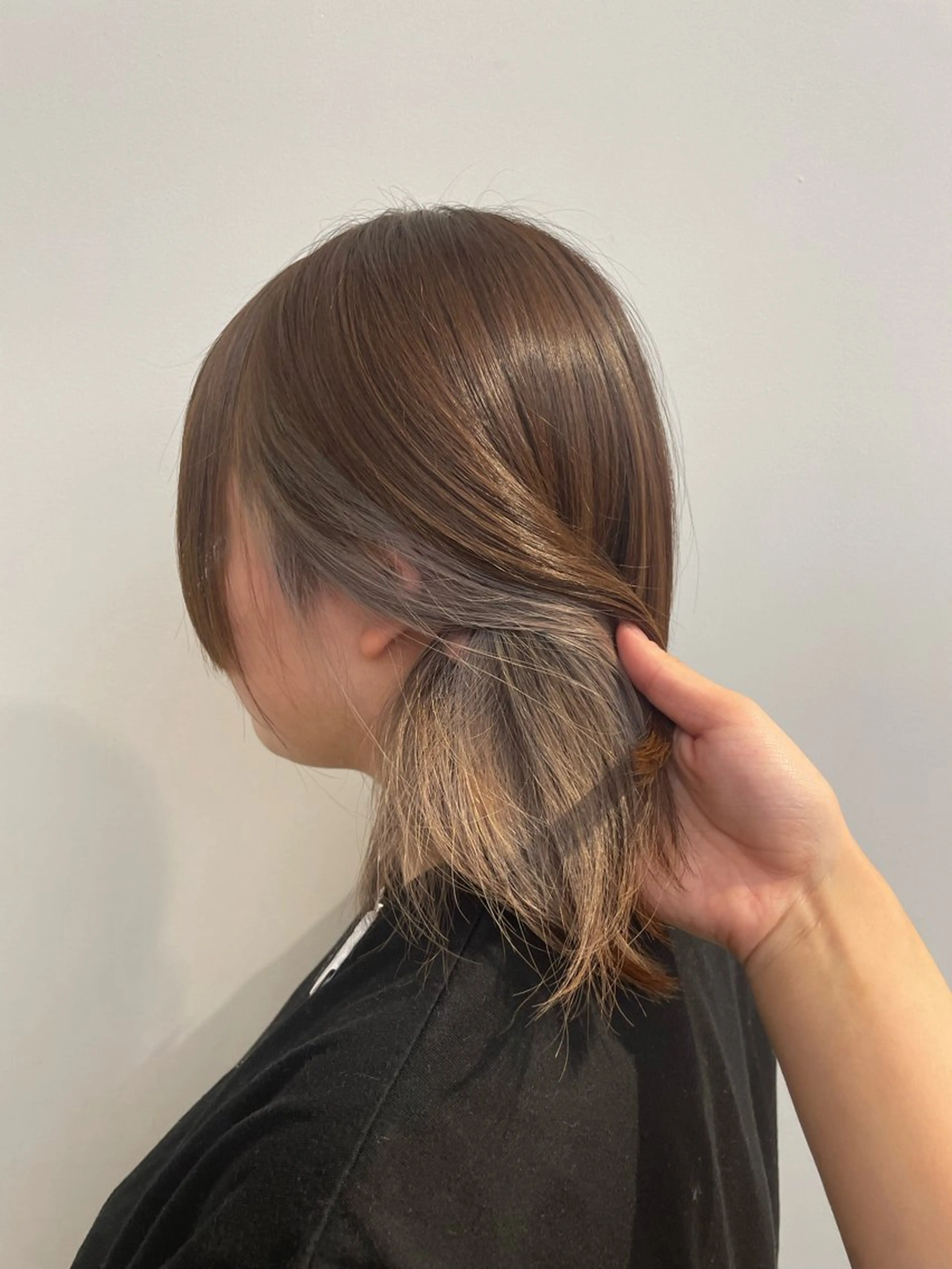 カラー 透明感カラー グレージュ MINDS LINO Reinaのヘアスタイル