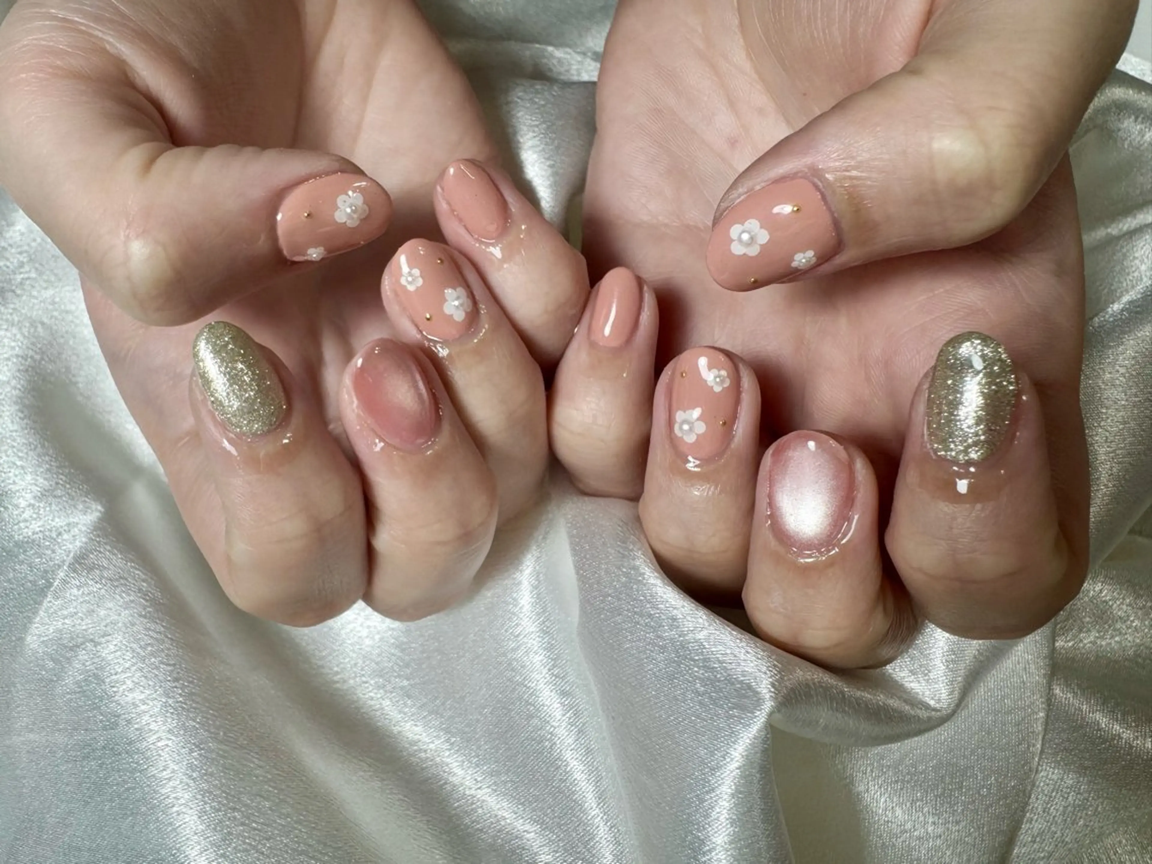 ネイル オーロラネイル 桜ネイル フラワーネイル フットネイル フレンチネイル ハンドネイル kikinail 溝の口のネイルデザイン