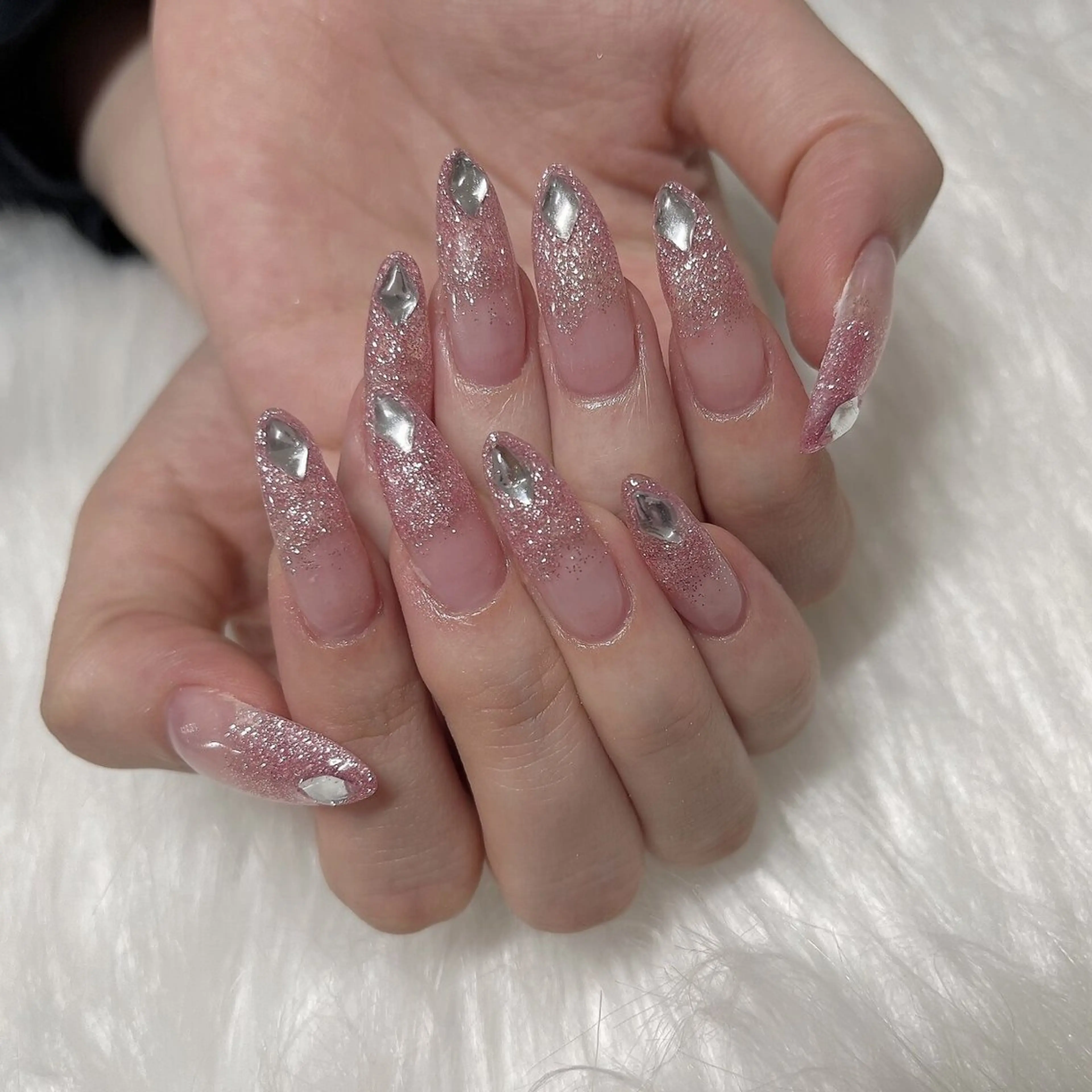 ロング ハンドネイル ハンドケア 💜MIYA nail川崎店のネイルデザイン
