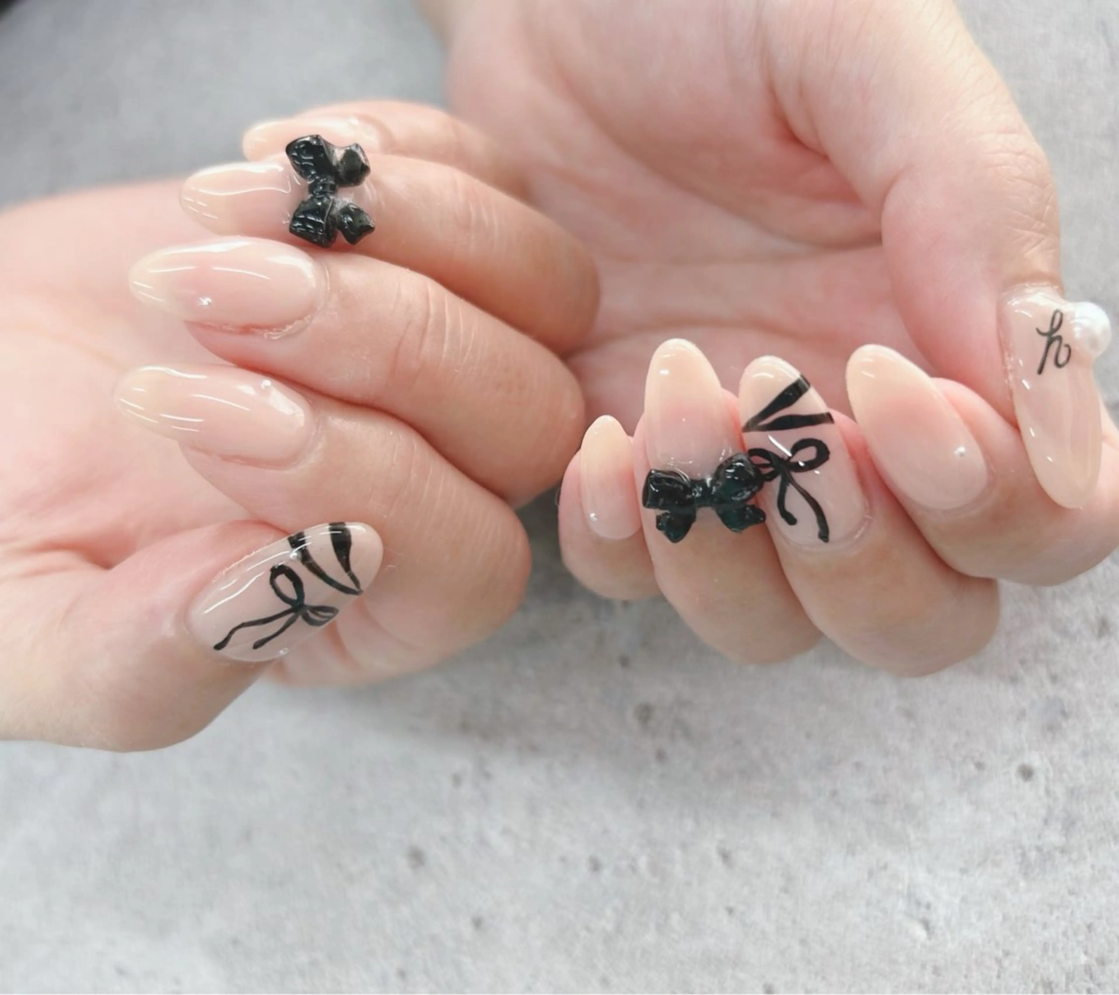 ネイル リボン ハンドネイル Nail Salon agré所属・agré ネイルサロン　アグレのネイルデザイン