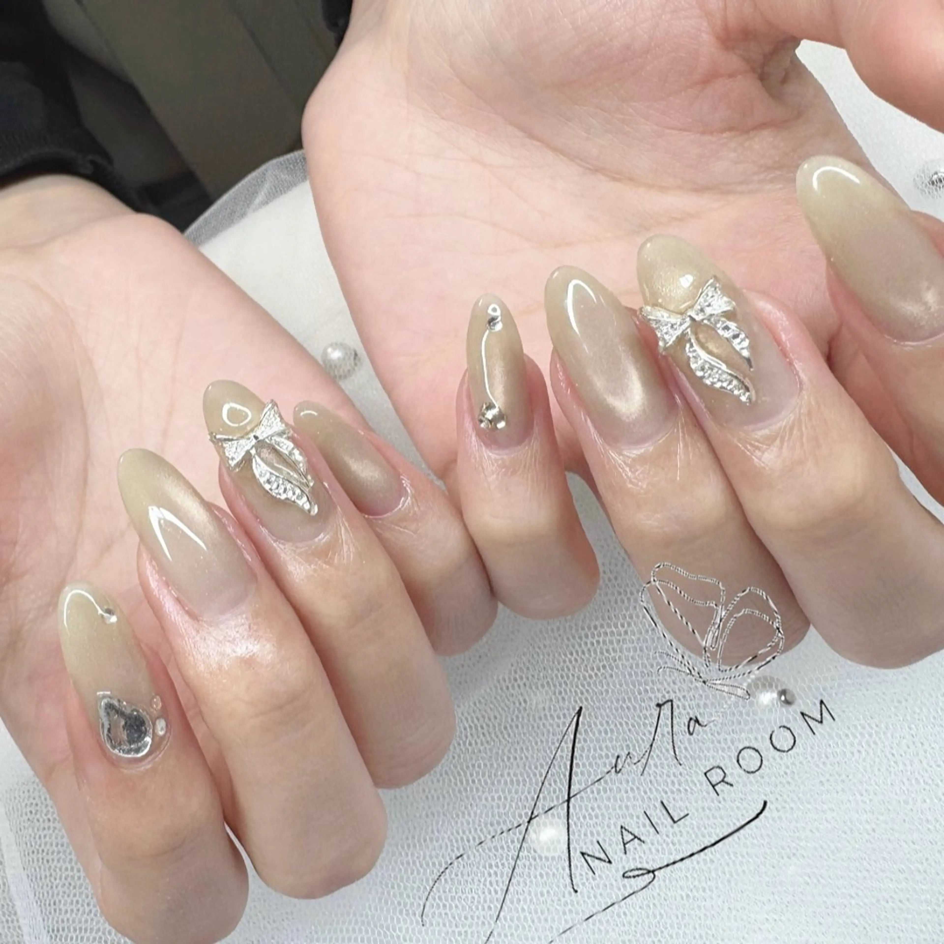 ネイル Aura nail room所属・Lu naのネイルデザイン