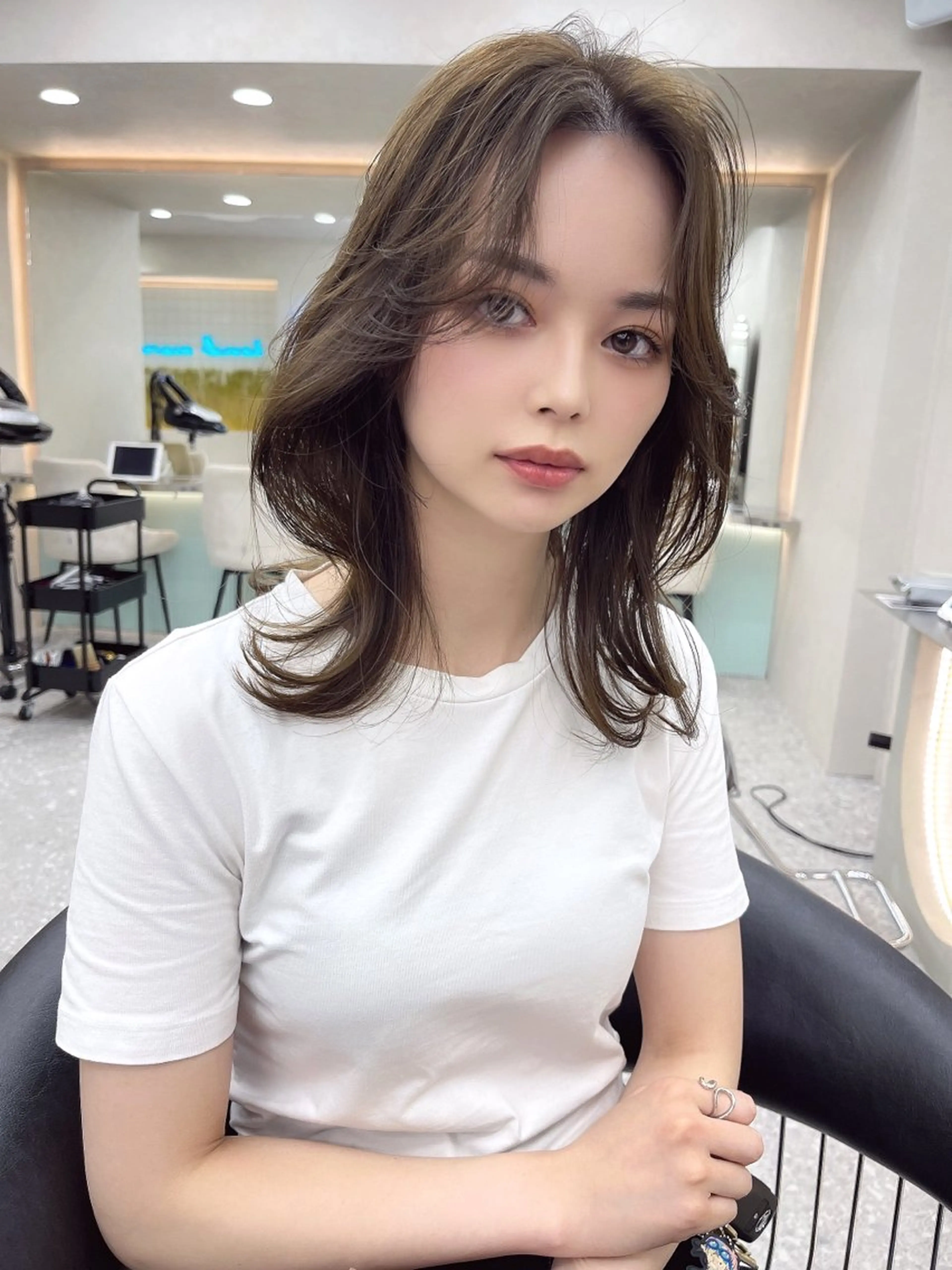 セミロング カット ヘアカラー トリートメント 顔周り🇰🇷ロンド レイヤー✨カジワラのヘアスタイル