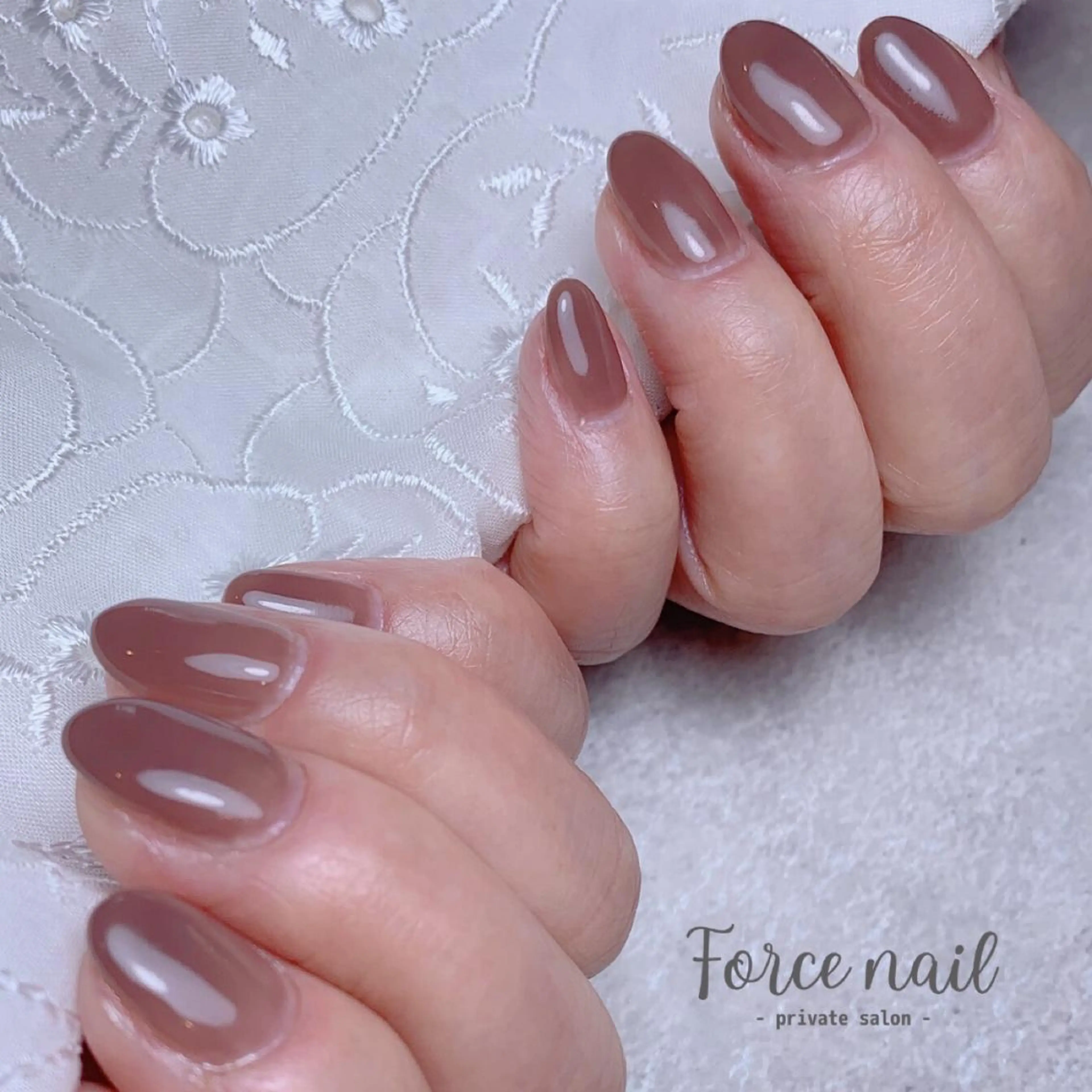 handワンカラー(オフ込み)の写真