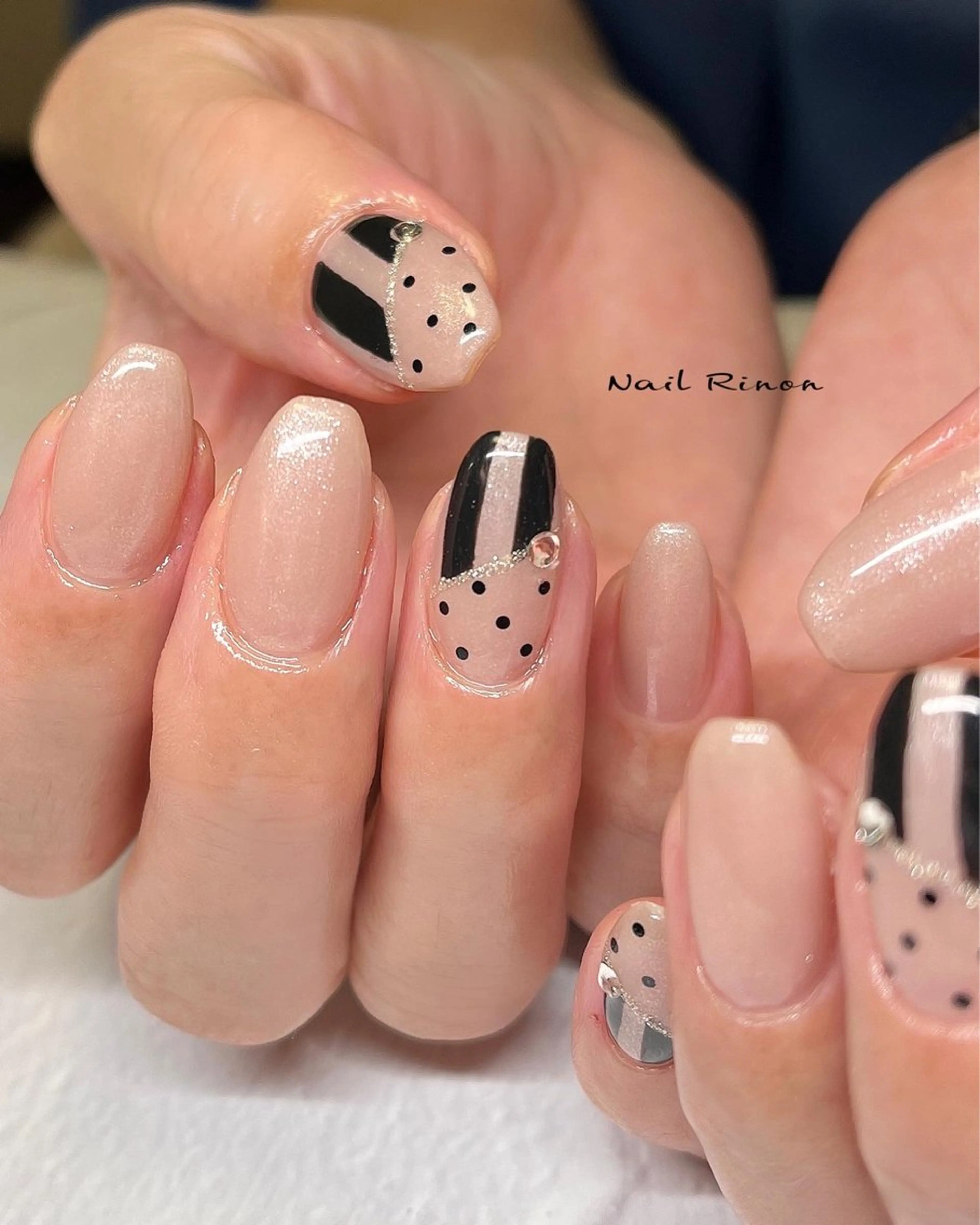 ネイル ドット ハンドネイル Nail Rinonのネイルデザイン