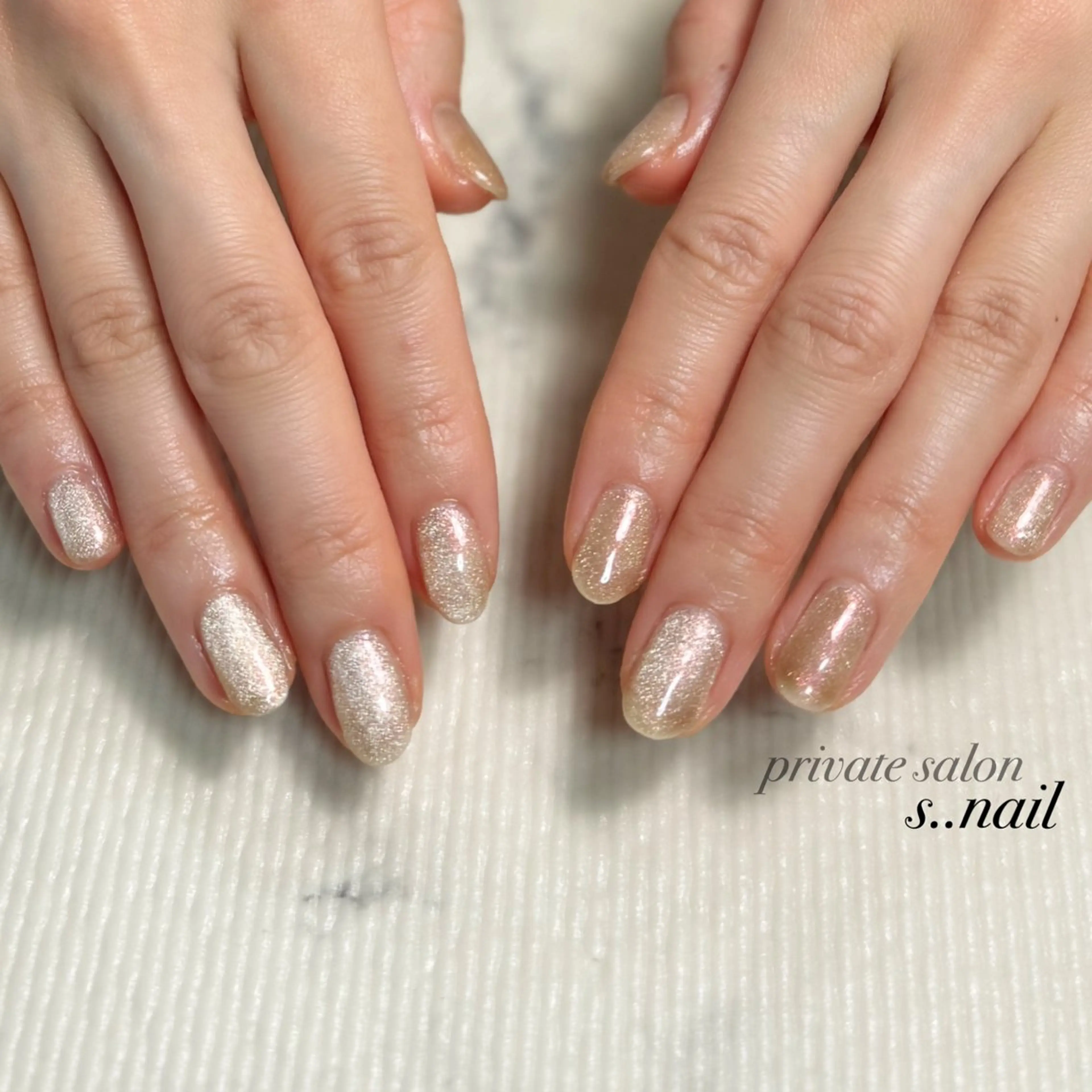 ネイル マグネットネイル ワンカラーネイル ハンドネイル フットネイル s..nail / MORITAのネイルデザイン