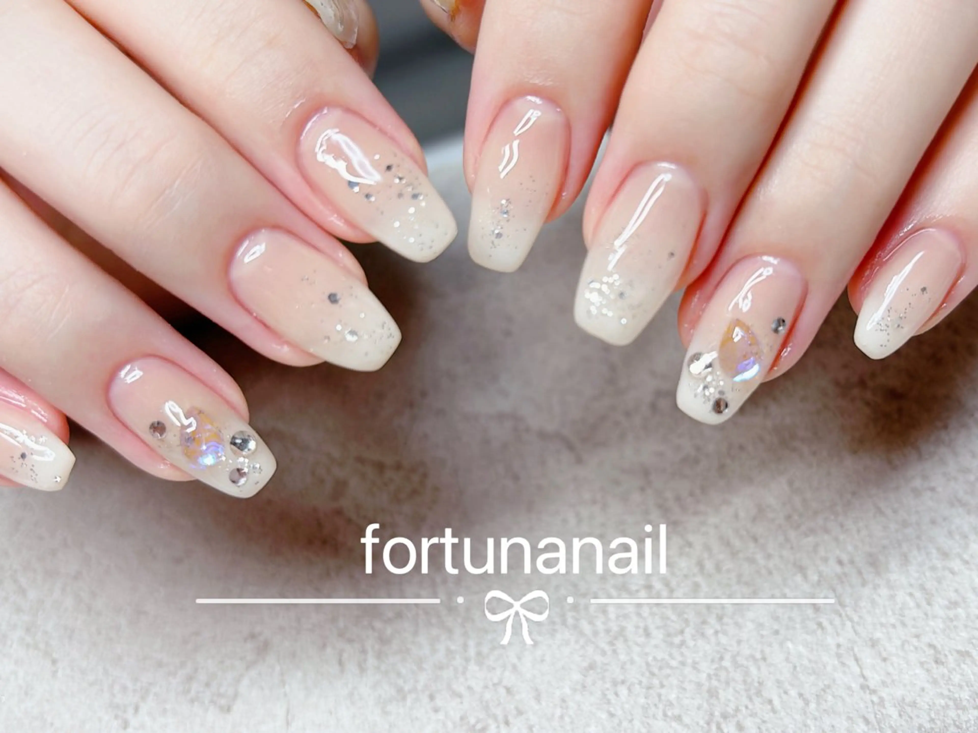 ネイル 持ち込み ハンドネイル Nail •Head スパFortunaのネイルデザイン