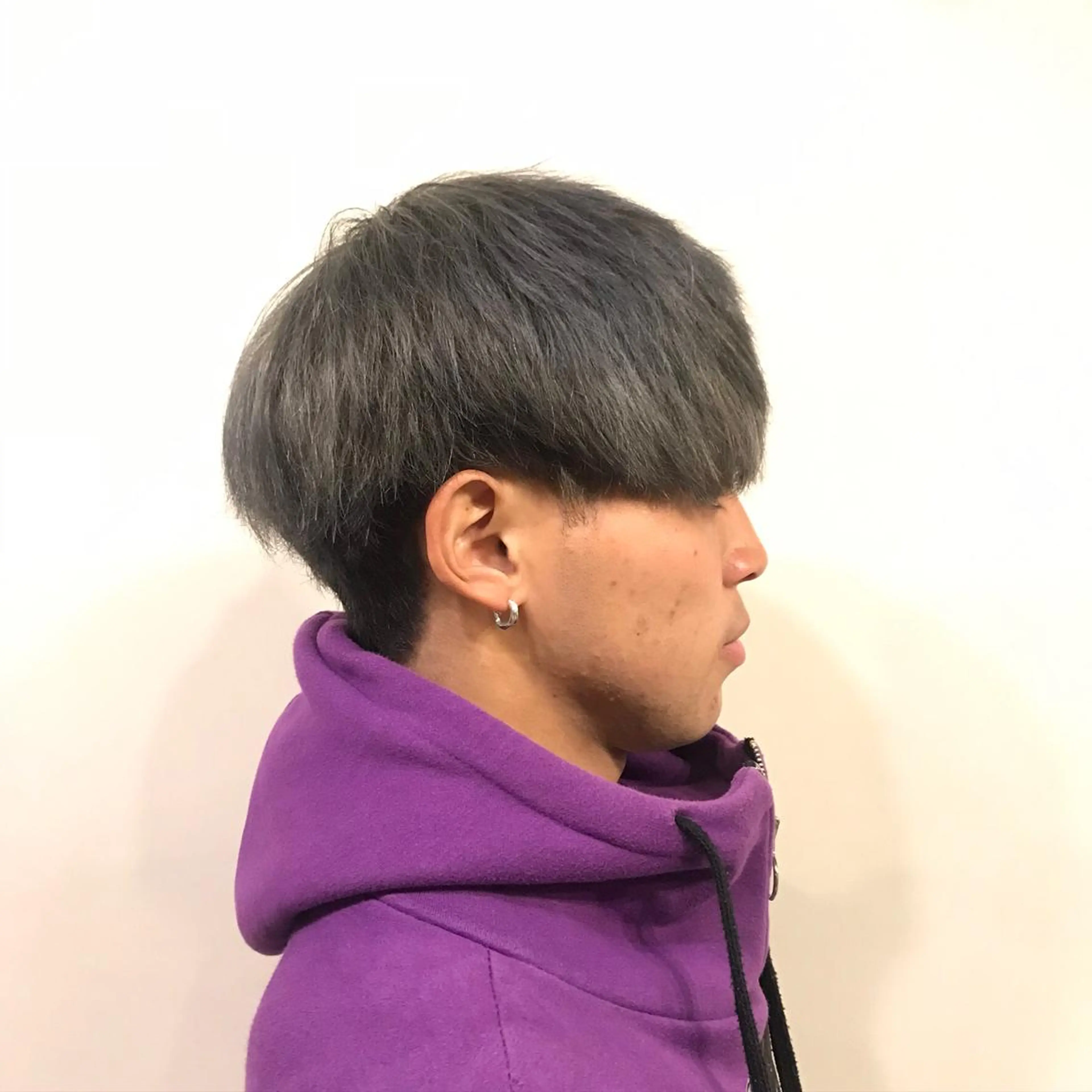 ショート カラー メンズ ダークグレー 縮毛矯正専門店店長 佐々木動画モデル募集のヘアスタイル