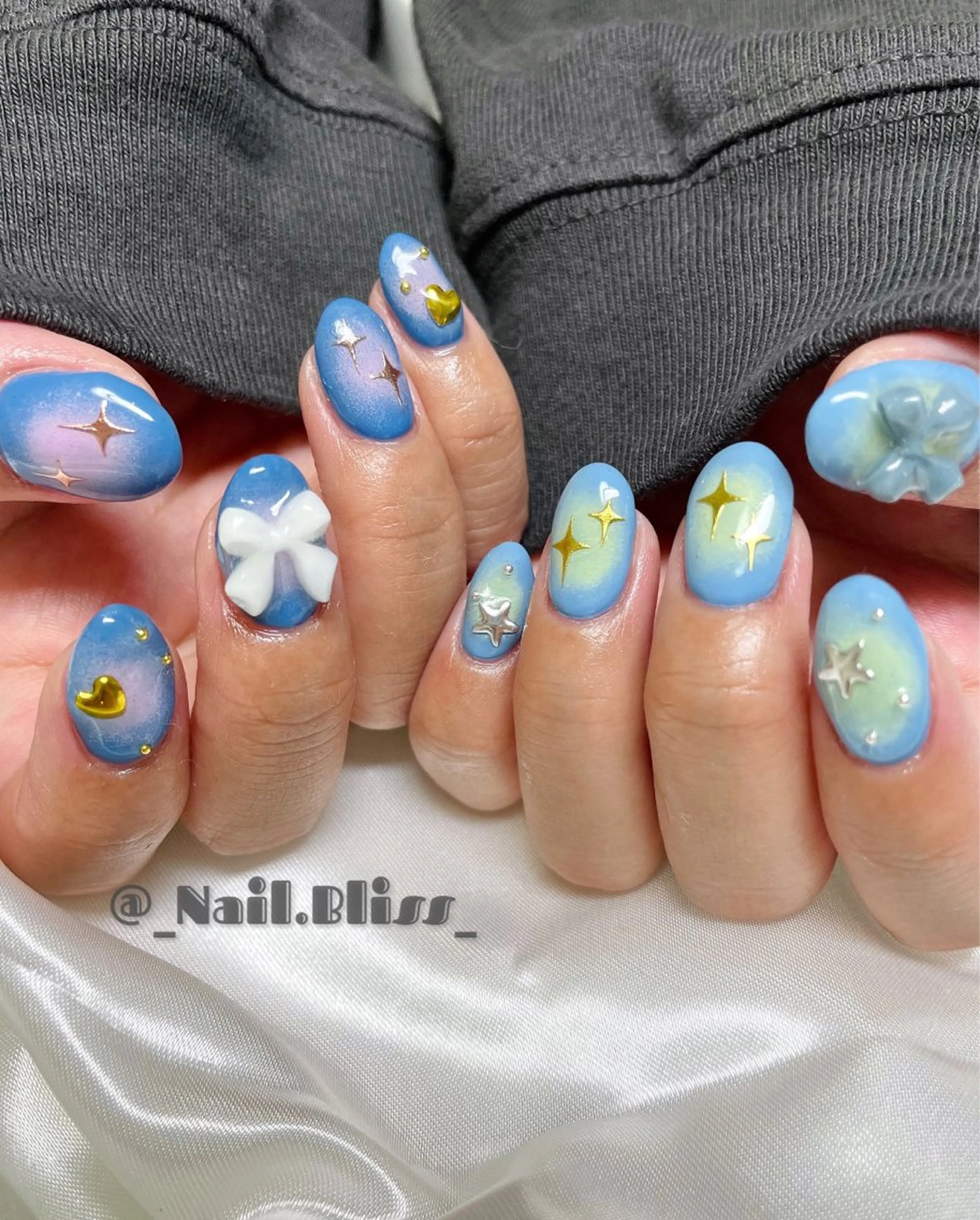 ネイル チークネイル ハンドネイル NAIL BLISSのネイルデザイン