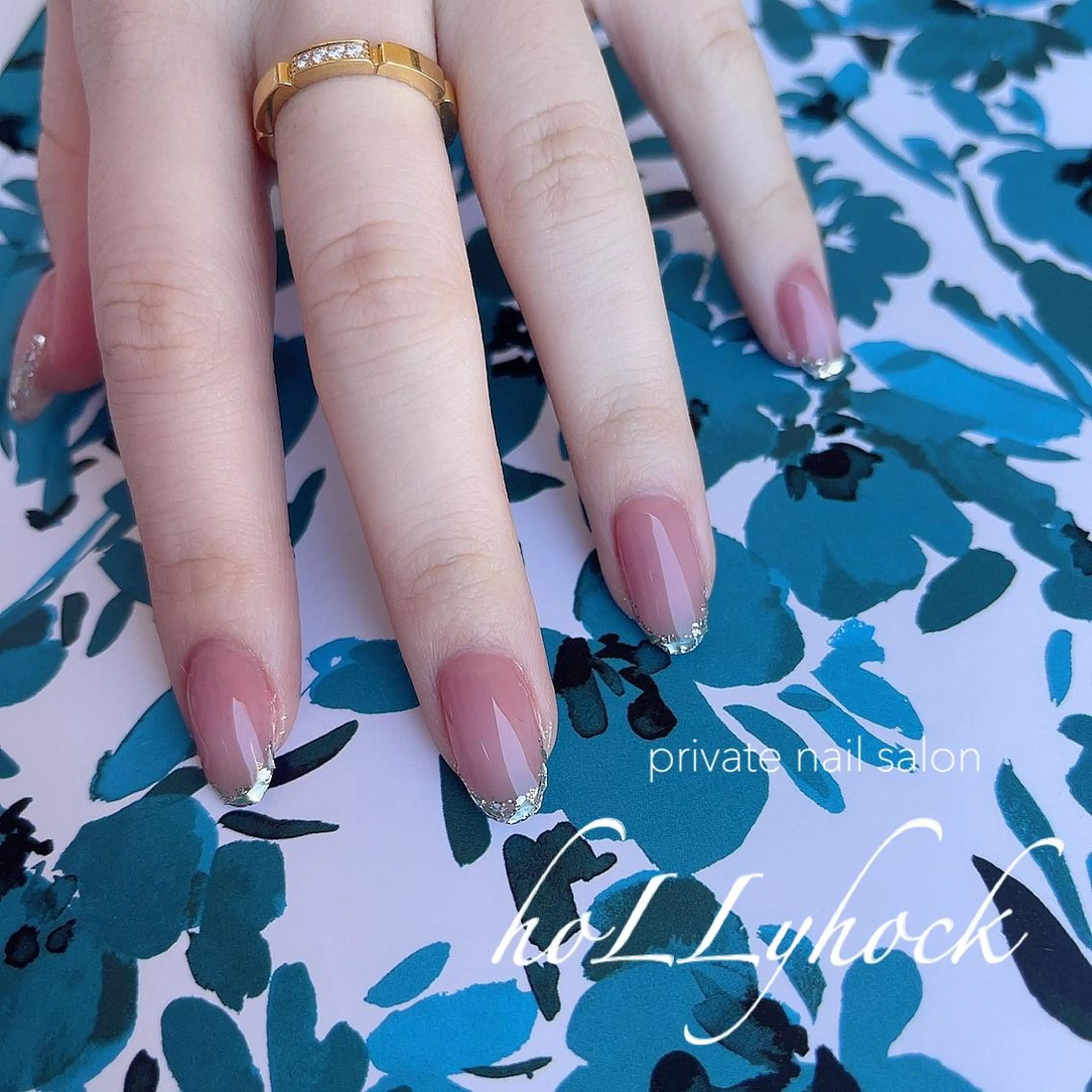 ネイル アートネイル フレンチネイル ガラスフレンチ nail salon hoLLyhockのネイルデザイン