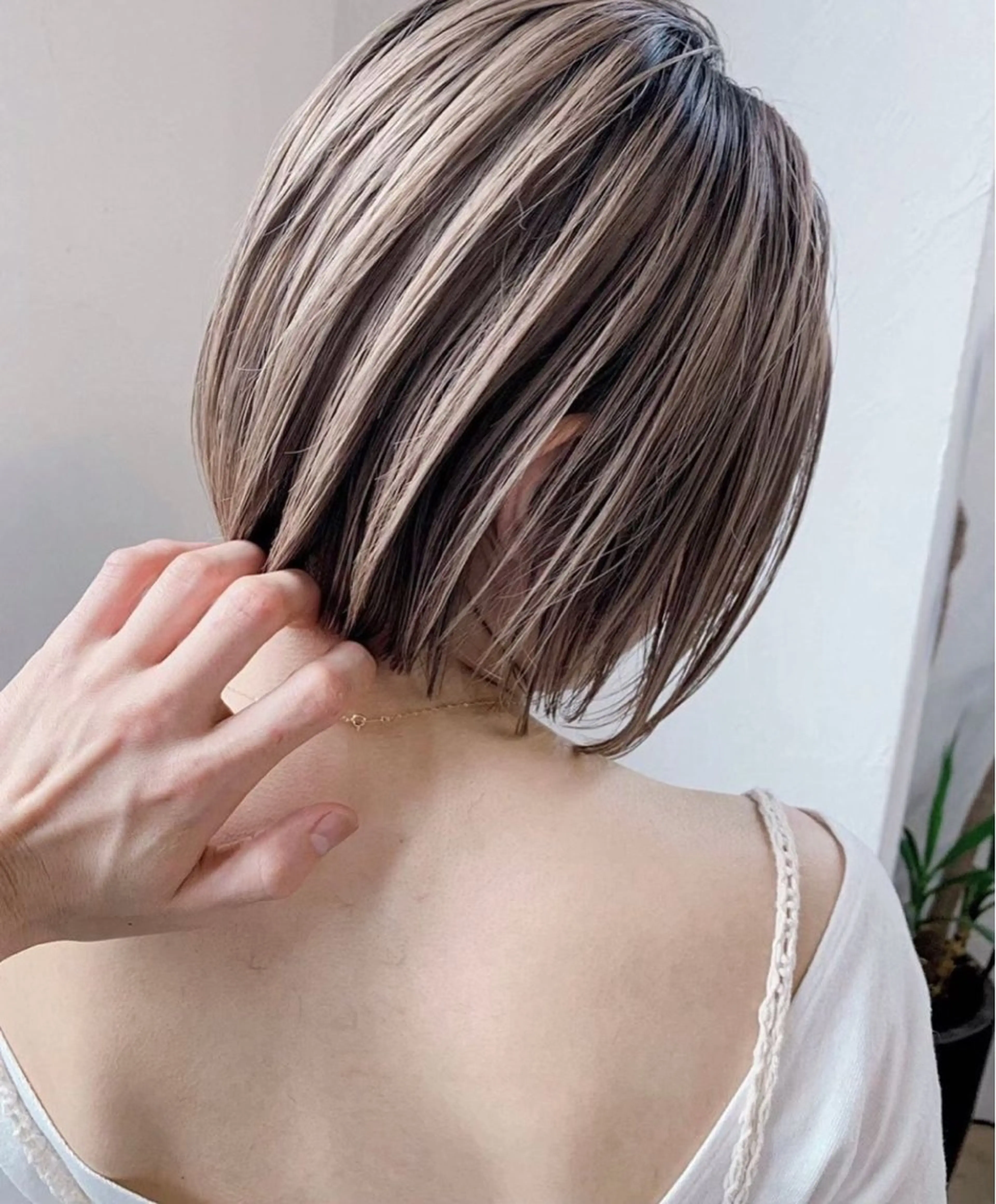 ショート カラー パーマ ボブ 🧸艶々韓国ヘア 🧁mizunaのヘアスタイル