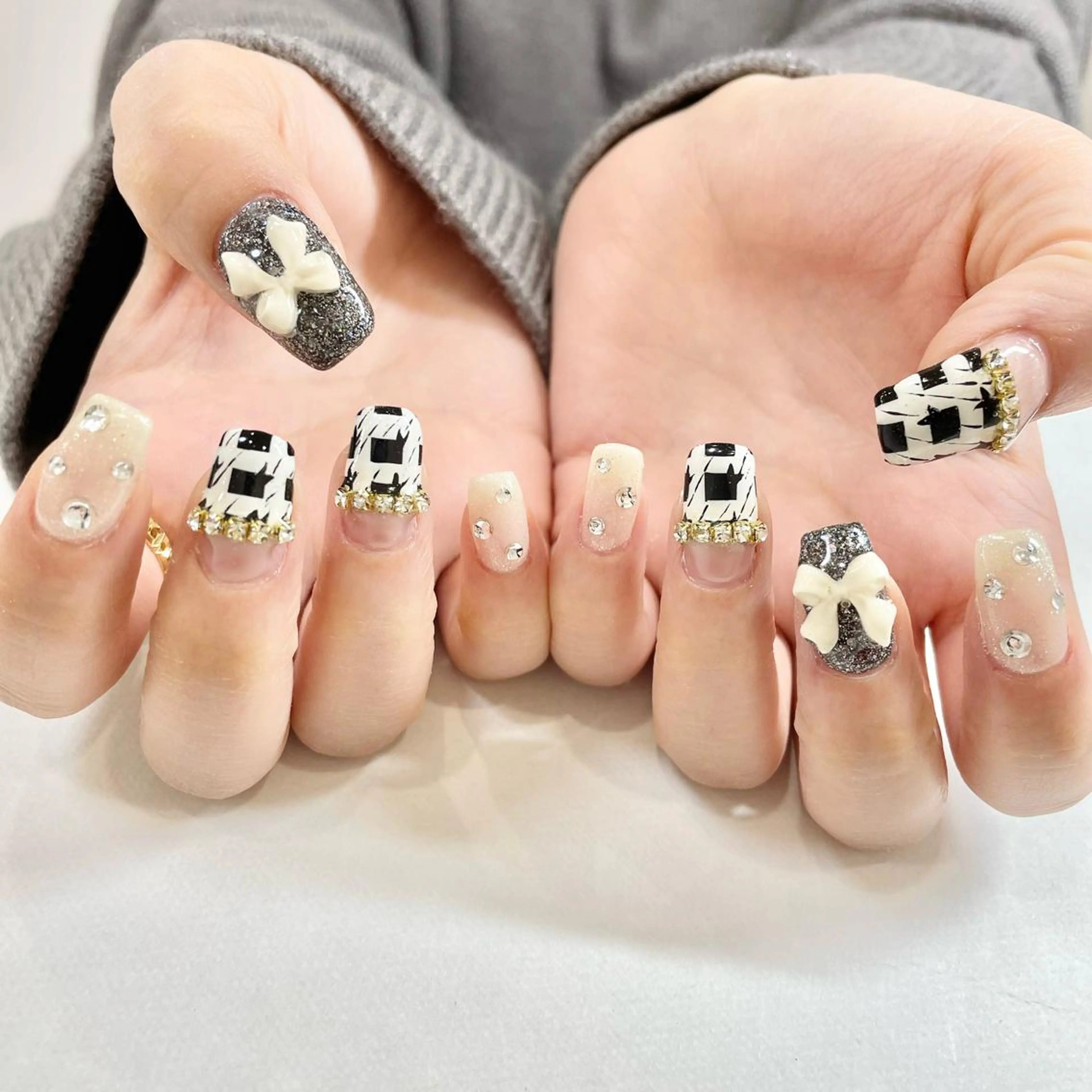 ハンドネイル 🎀AYAKO 🎀中韓ネイルのネイルデザイン