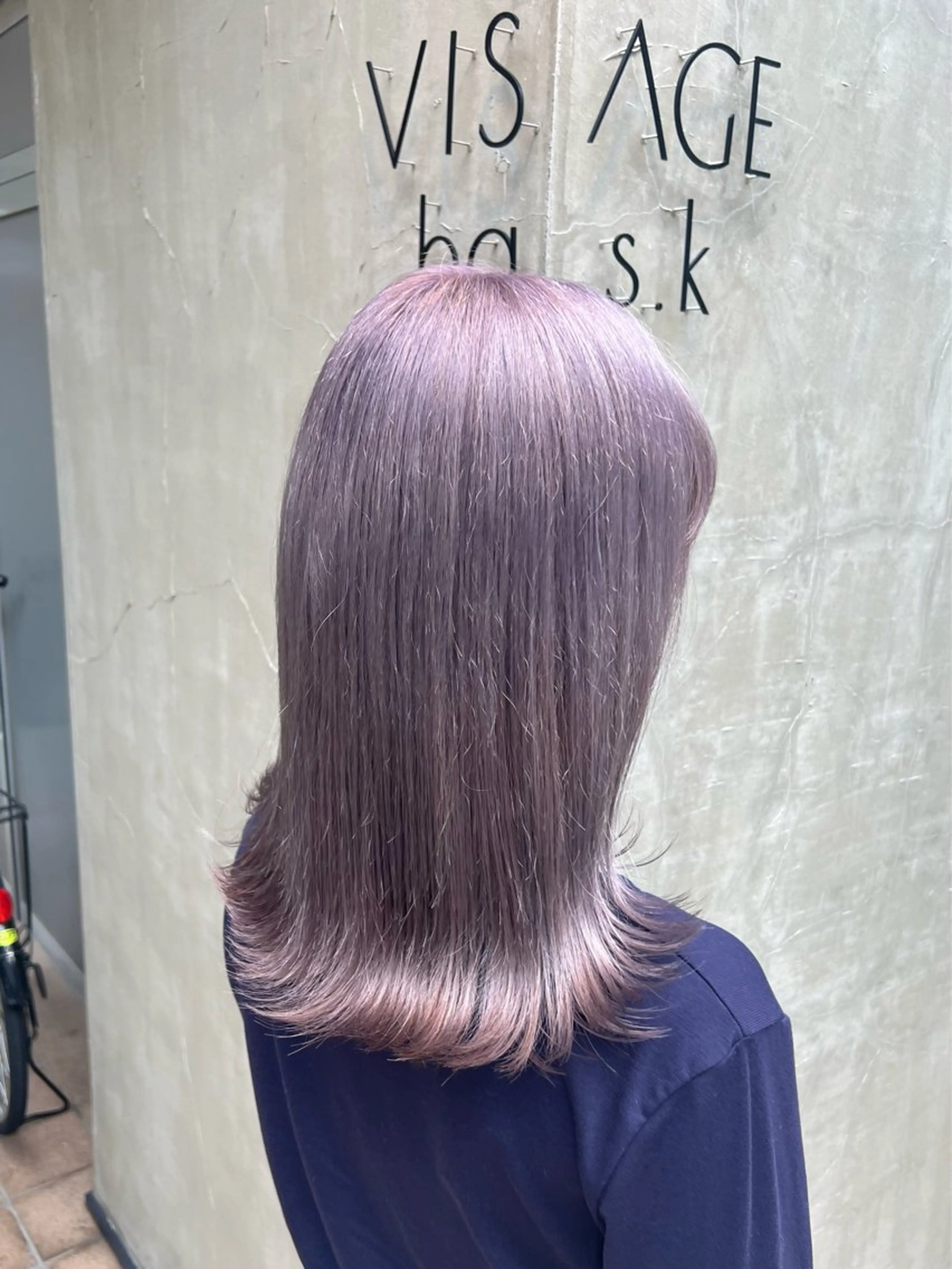 ミディアム カラー ブロンド 透明感カラー ラベンダーカラー シルバー ホワイトブロンド カット ヘアカラー トリートメント いぐち しょうた🫧 ブリーチカラー🫧のヘアスタイル