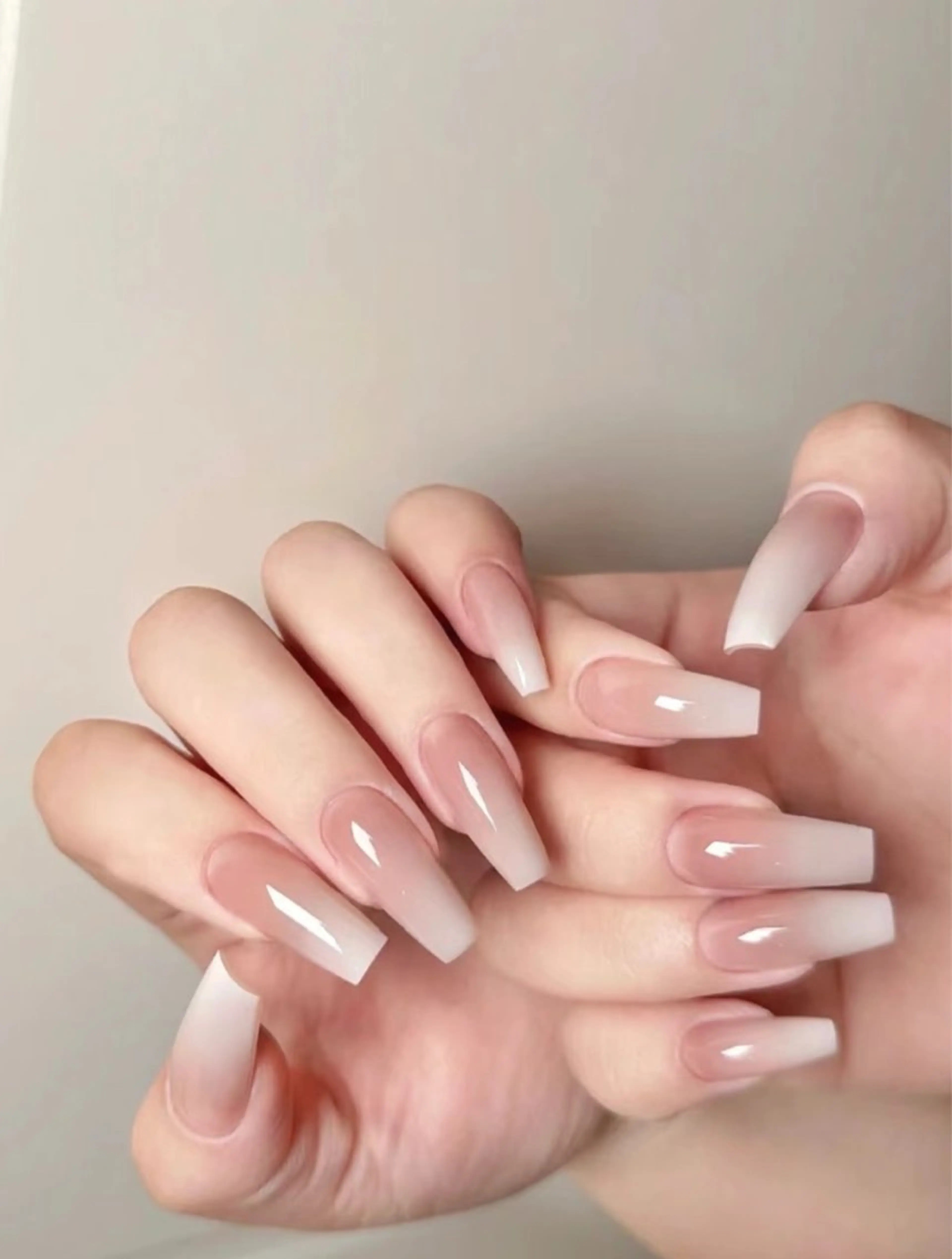 ネイル アートネイル チークネイル フレンチネイル ガラスフレンチ マグネットネイル ハンドネイル 🎀🎀YooLi Nail Salonのネイルデザイン