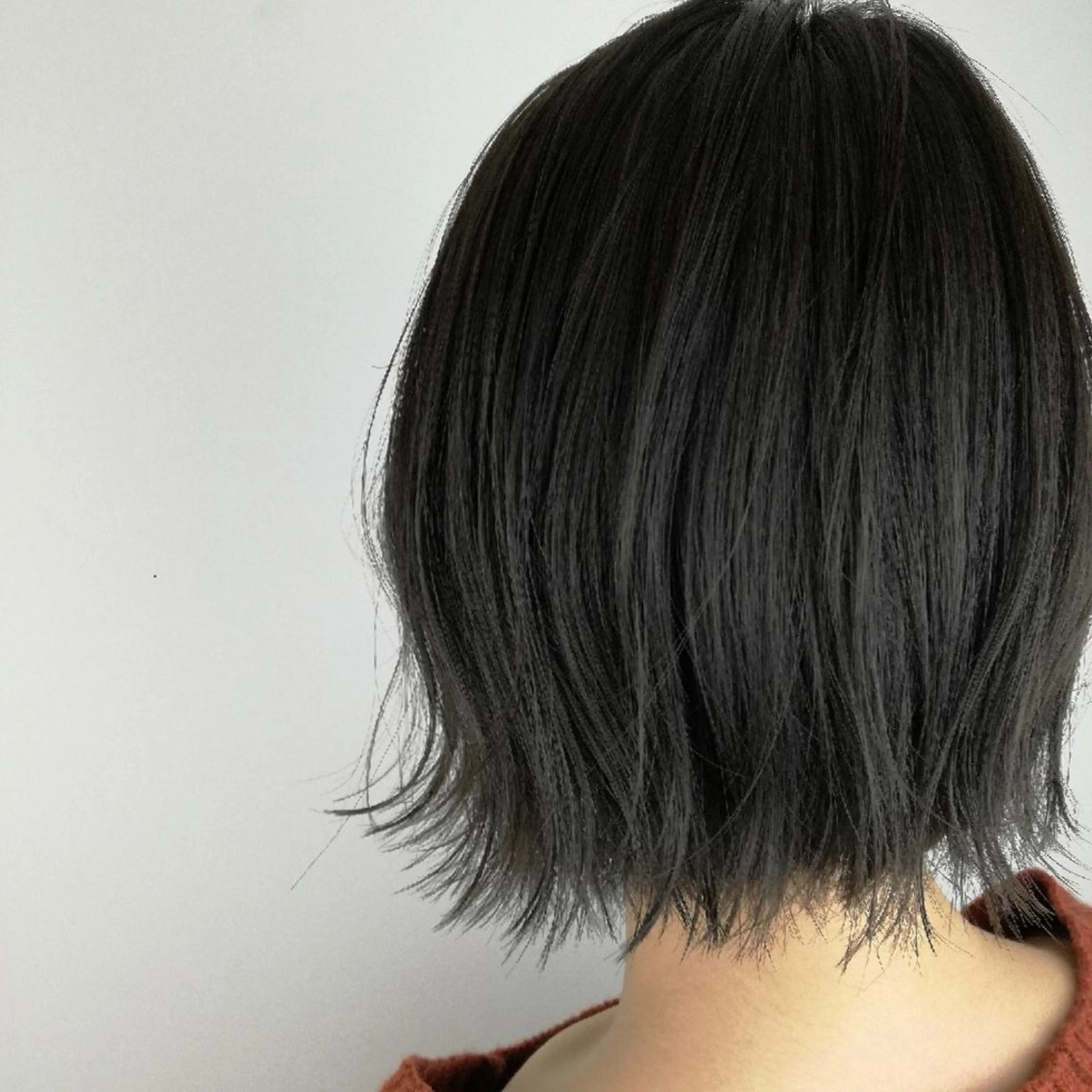 ショート カラー パーマ ヘアアレンジ メンズ キッズ マツエク・マツパ ブルーカラー ブルージュ カット ヘアカラー トリートメント 中津No.1髪質改善 店長✨透ける暗髪のヘアスタイル
