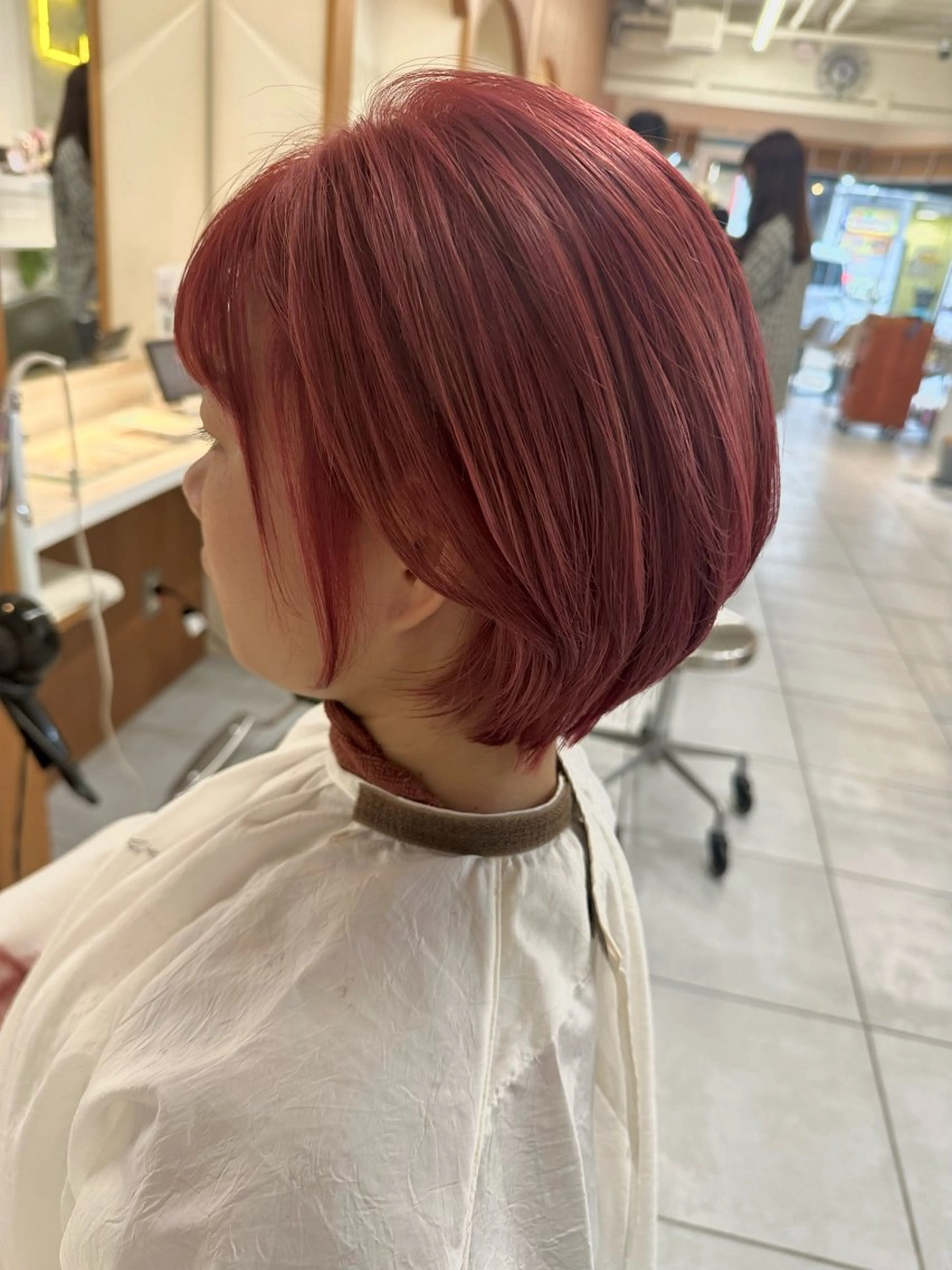 ショート カラー ボブ ショートヘア fukuyasu rikaのネイルデザイン