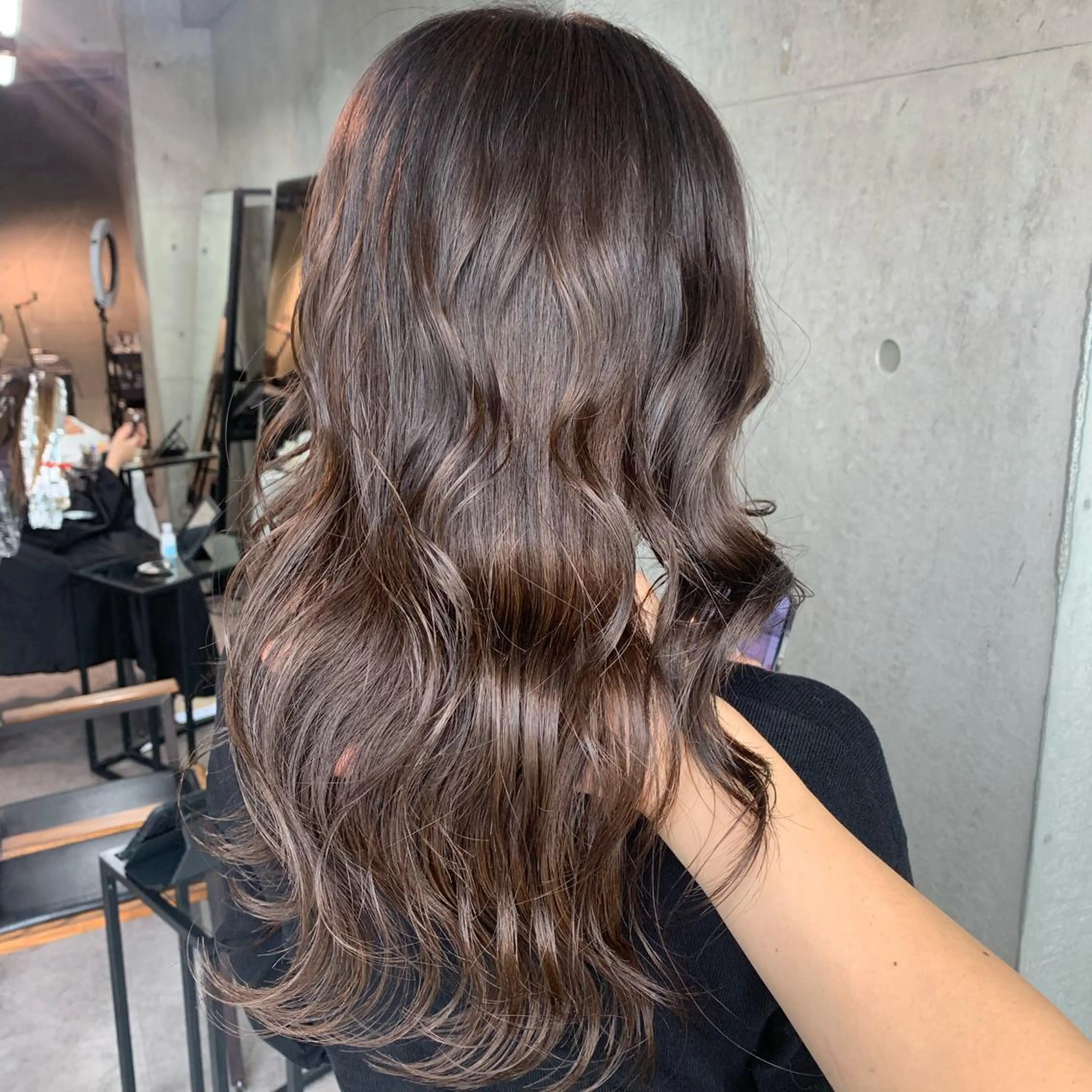 カラー MIL心斎橋所属・Clair クレアのヘアスタイル