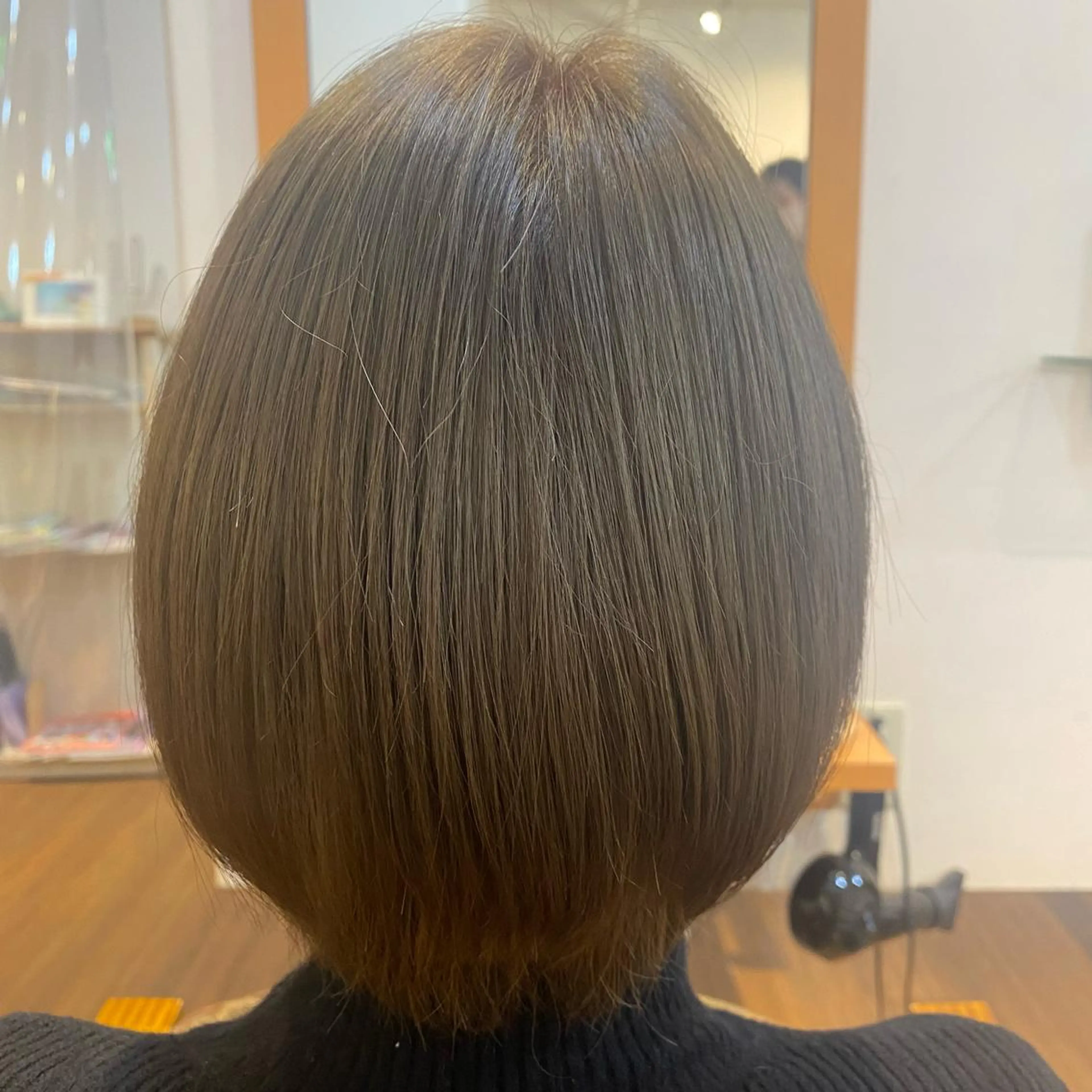 カラー ベージュカラー ヘアカラー トリートメント 渋谷 美優のヘアスタイル