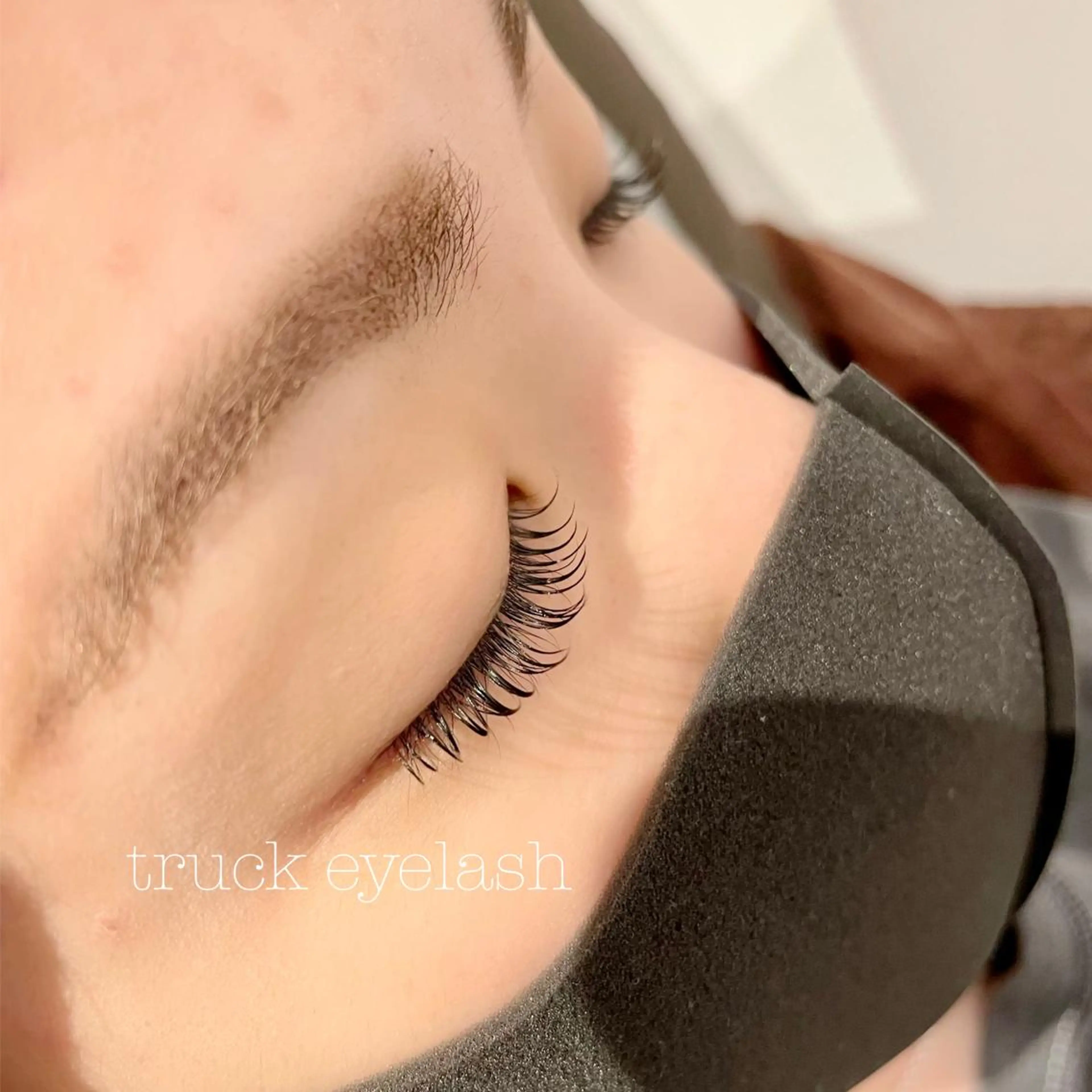 マツエク・マツパ まつげパーマ truck阿倍野所属・truck 渡邊 侑季の眉毛・アイブロウイメージ