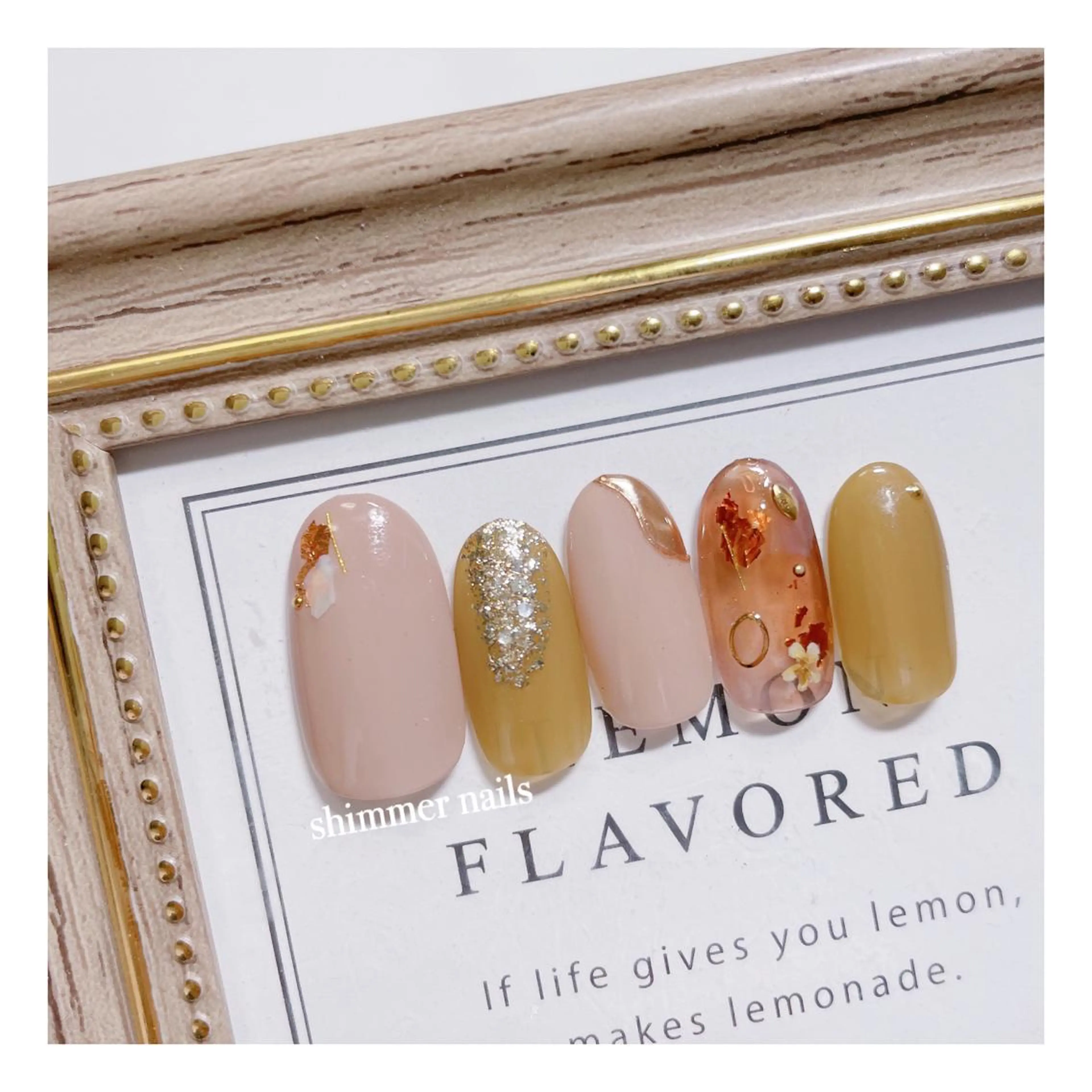 ネイル ニュアンスネイル shimmer nailsのネイルデザイン