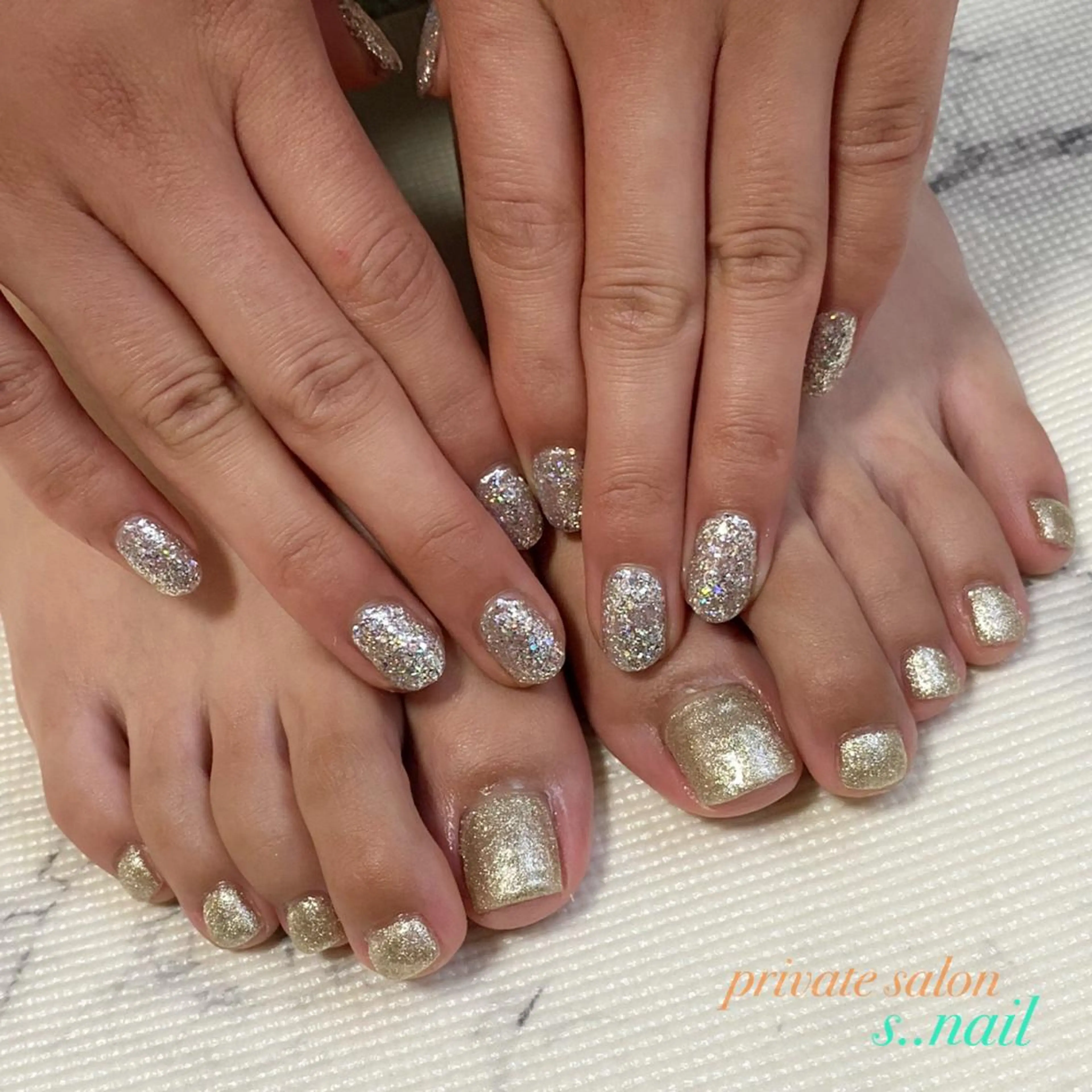 ネイル フットネイル ラメ(グリッター) ワンカラーネイル s..nail / MORITAのネイルデザイン