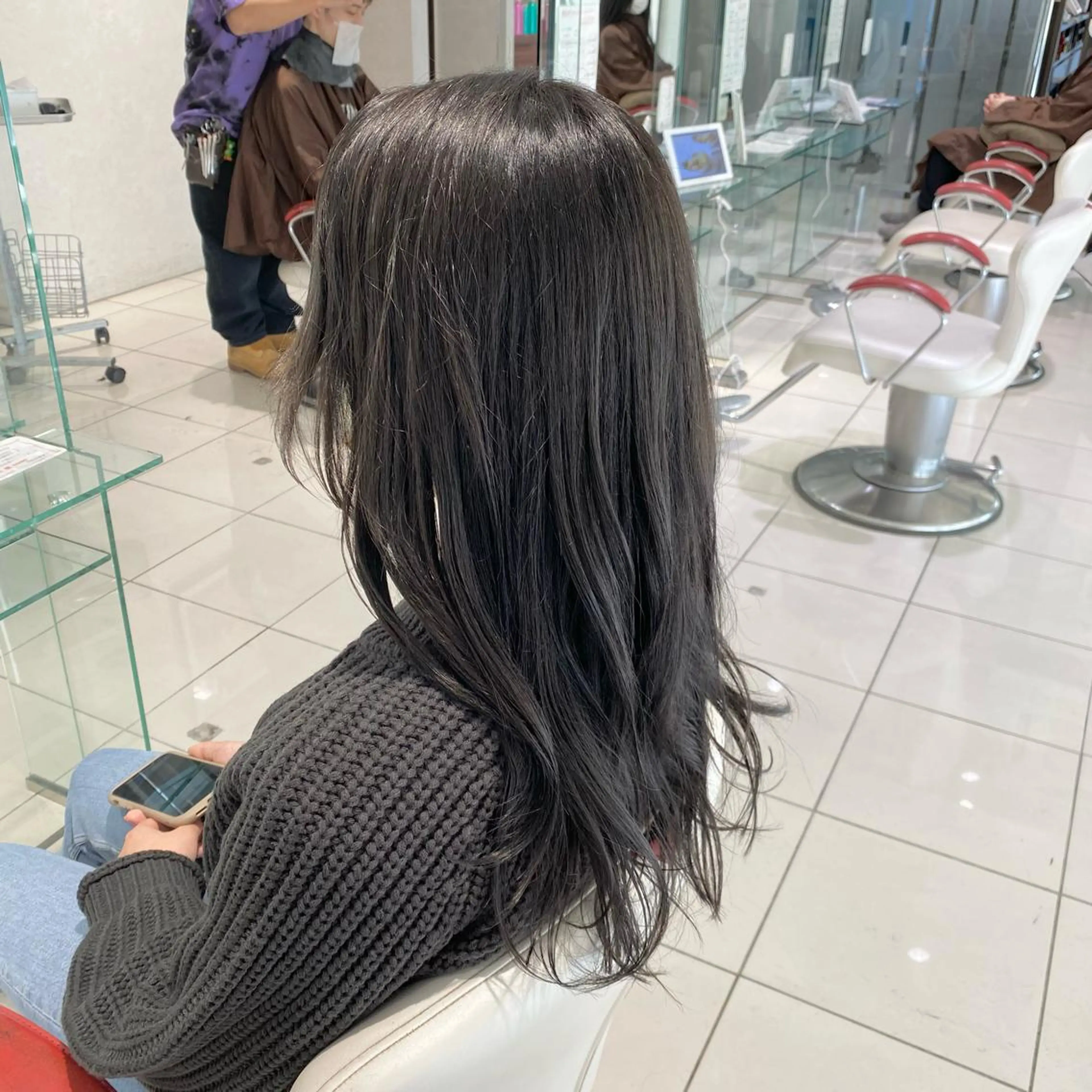 カラー ベージュカラー ブラウンカラー ブラウンベージュ ダークブラウン ヘアカラー トリートメント stylist 🐶内藤 成香のヘアスタイル