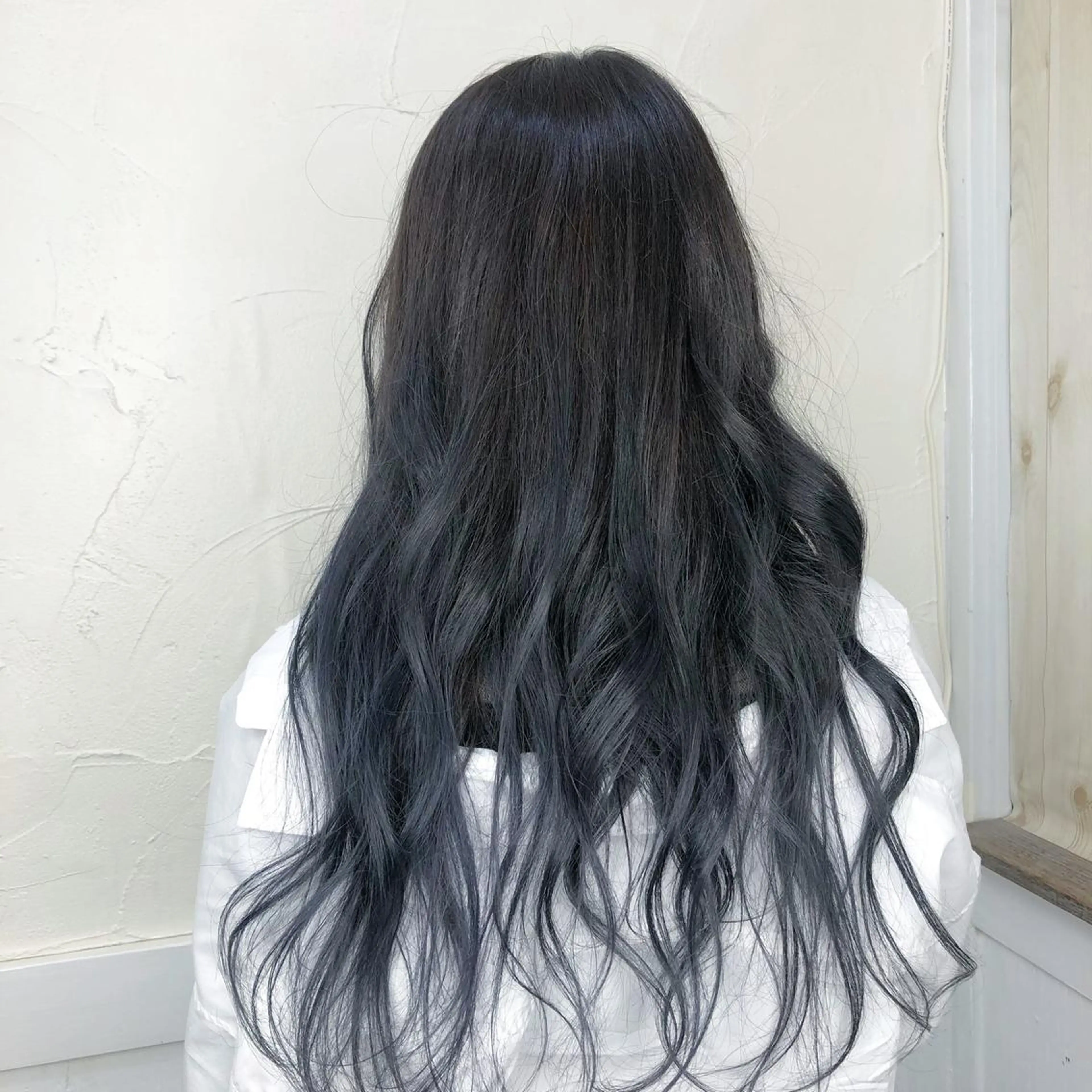 ロング カラー newi赤羽 HINATAのヘアスタイル