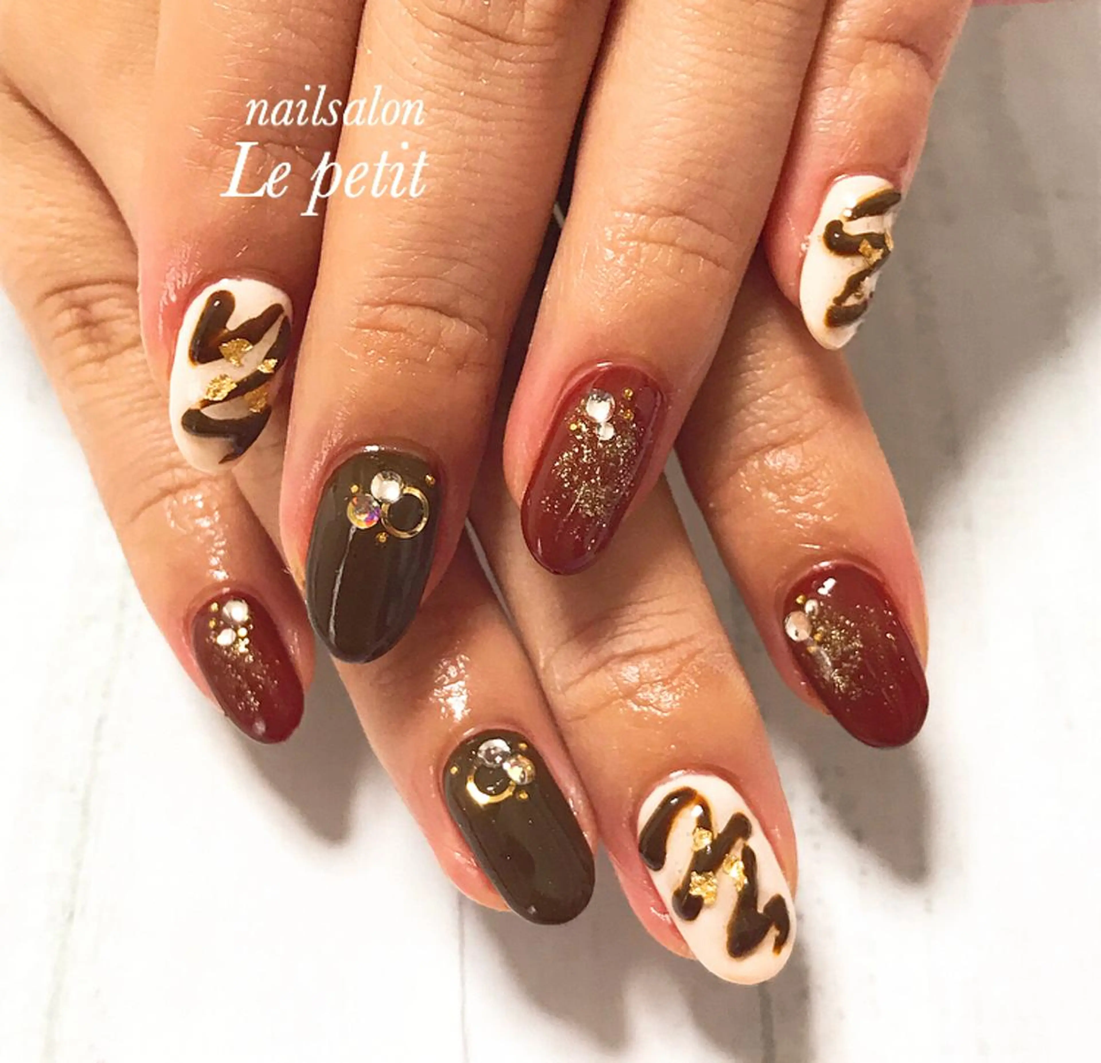 ネイル バレンタイン 石野 広佳のネイルデザイン