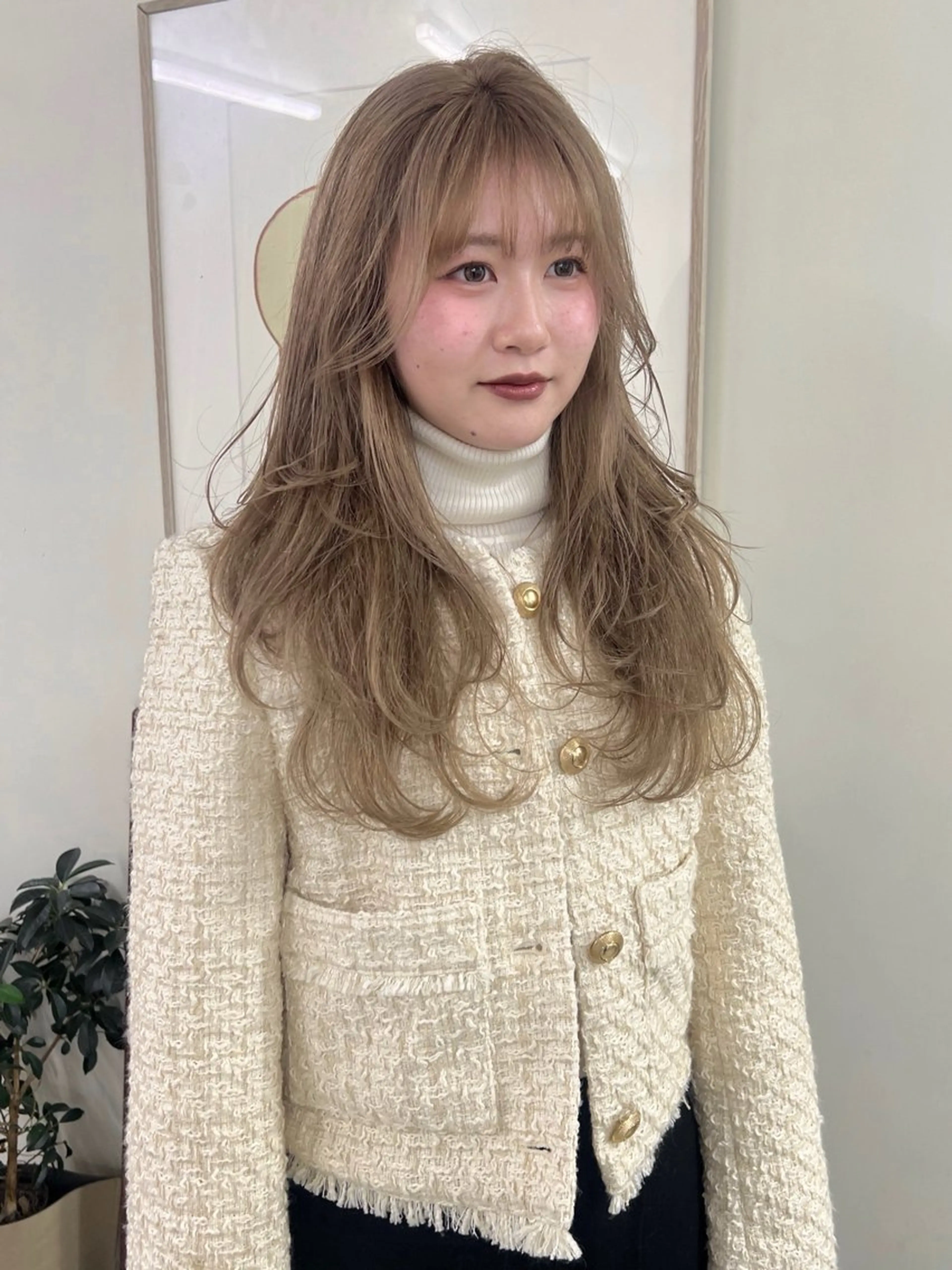 ロング カラー カット ヘアカラー トリートメント 小林 美咲のヘアスタイル