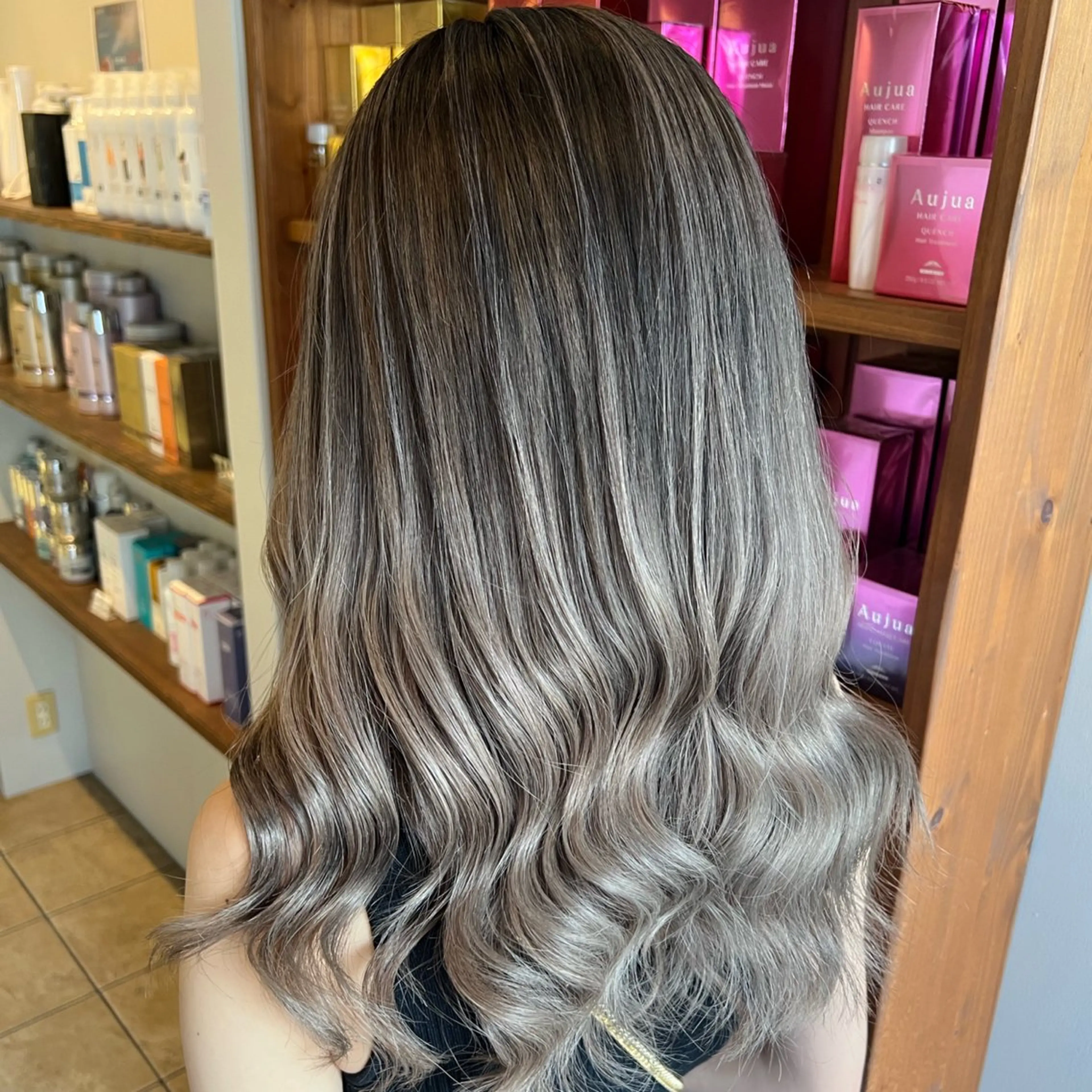 セミロング カラー 小嶋 秀明/ 本物の髪質改善⭐️のヘアスタイル