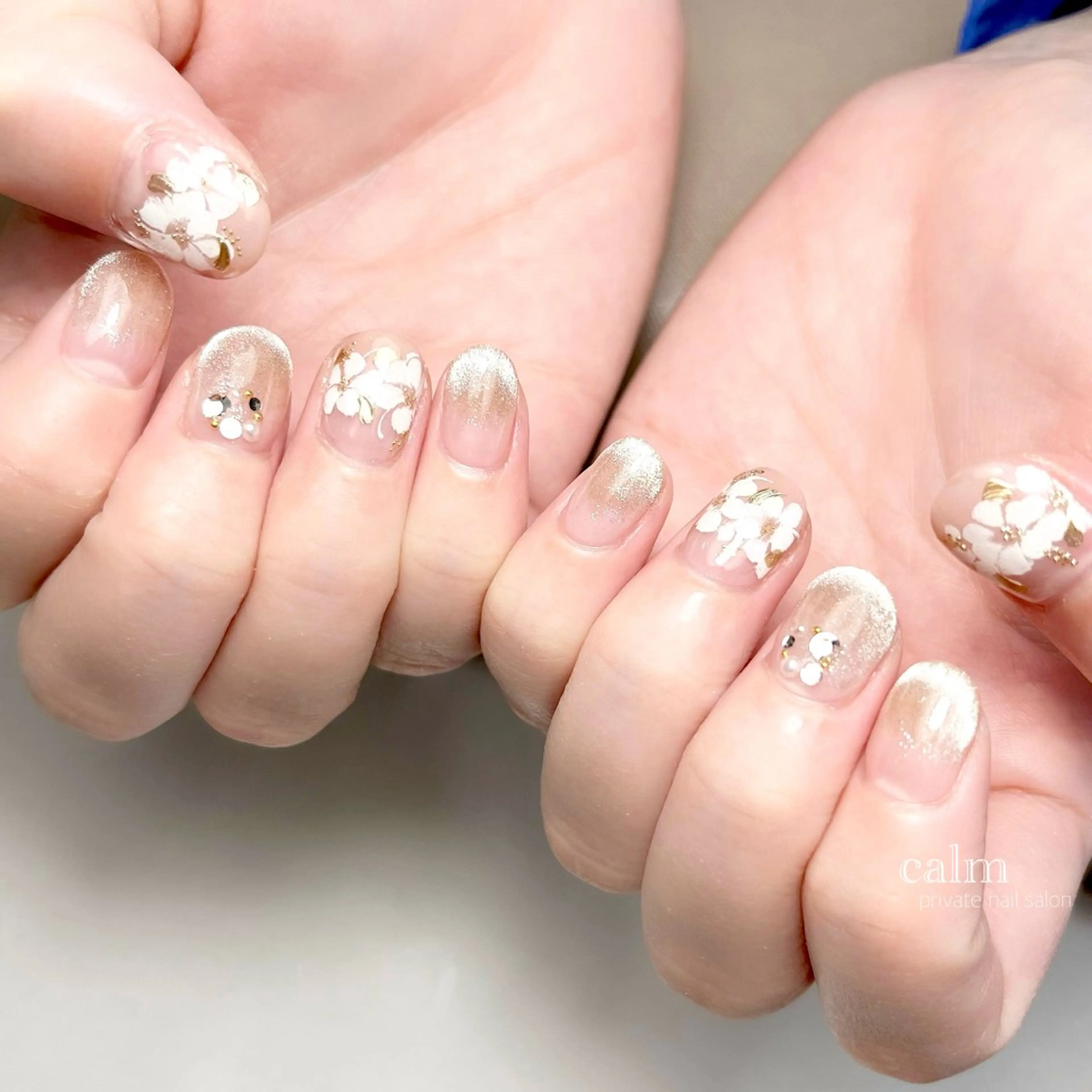 ネイル ハンドネイル calm 〔ｶｰﾑ〕のネイルデザイン