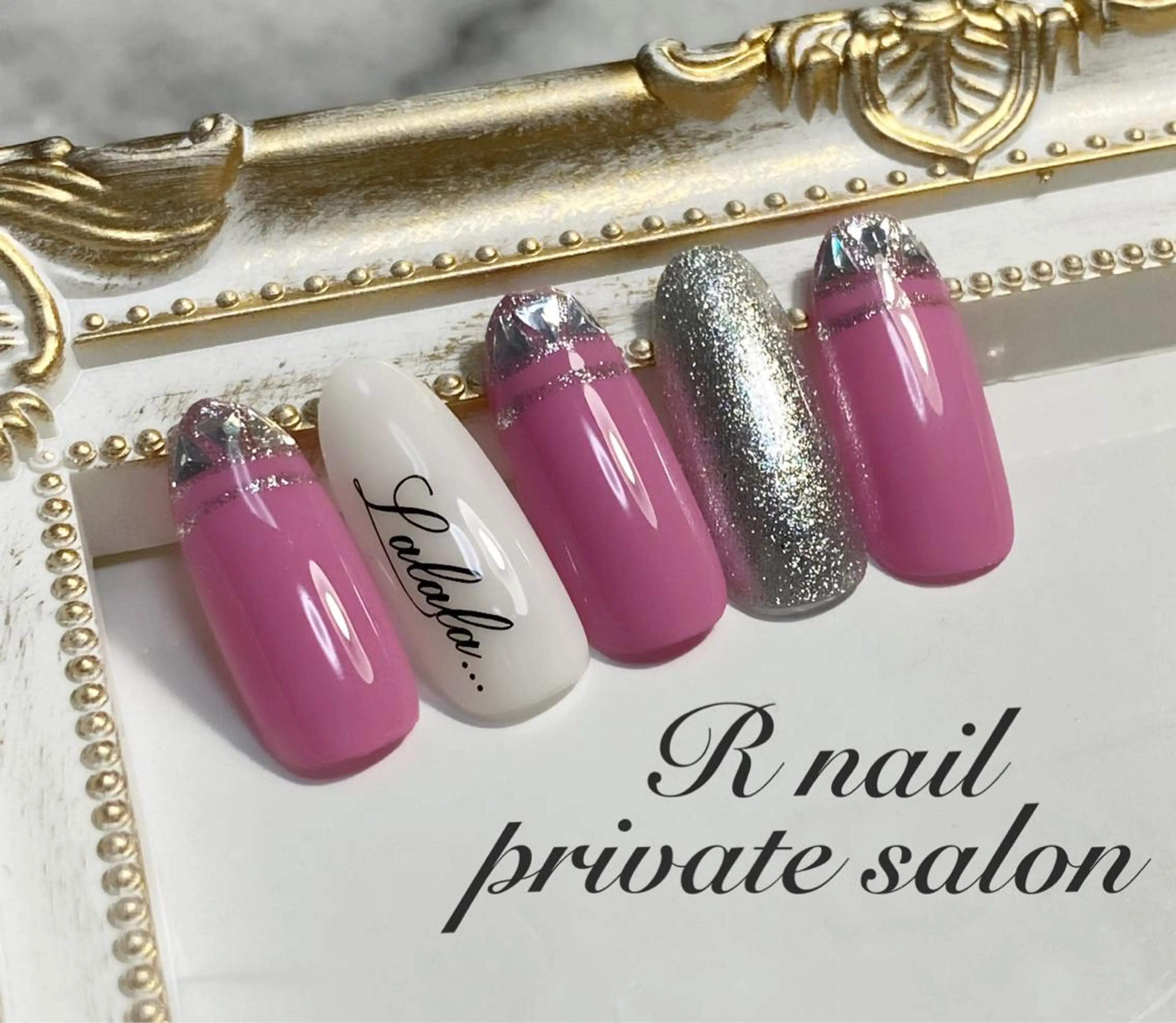 ネイル R nailのネイルデザイン