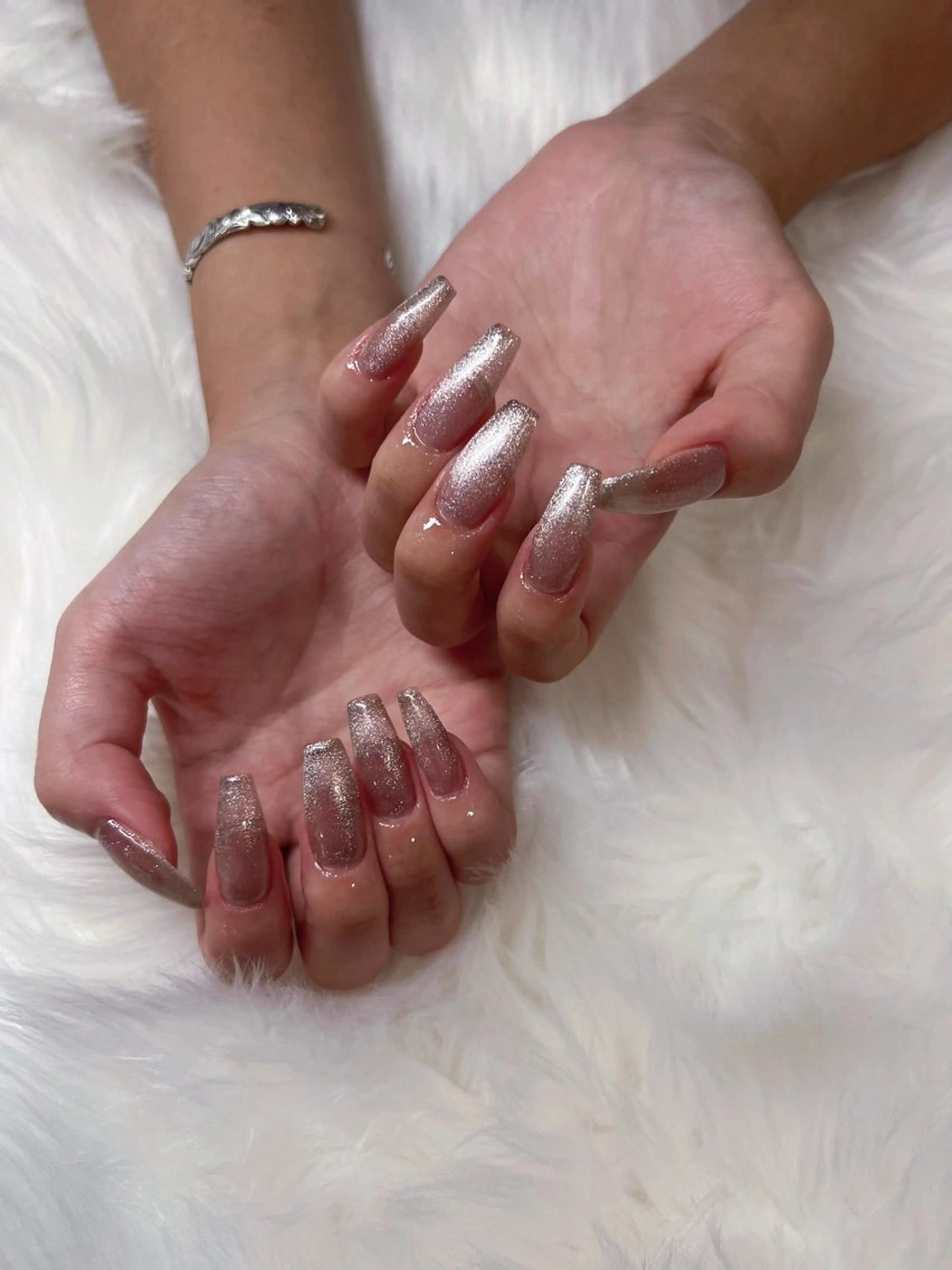 ネイル ハンドネイル ハンドケア RÊVIA所属・RÊVIA (レヴィア)のネイルデザイン