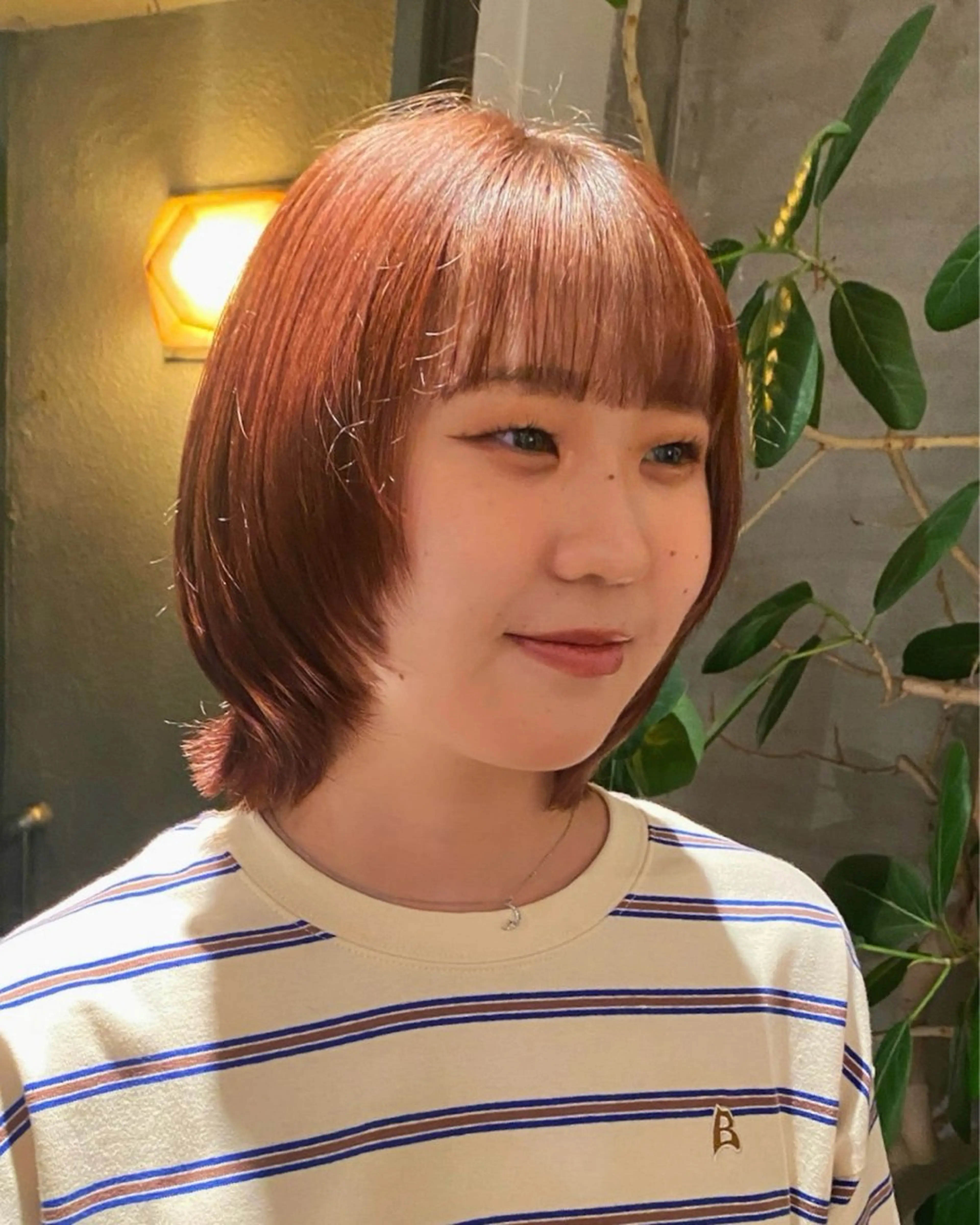 ショート カラー オレンジ 顔まわりレイヤー レイヤーカット mito.ボブ/ ショート　みなよのヘアスタイル