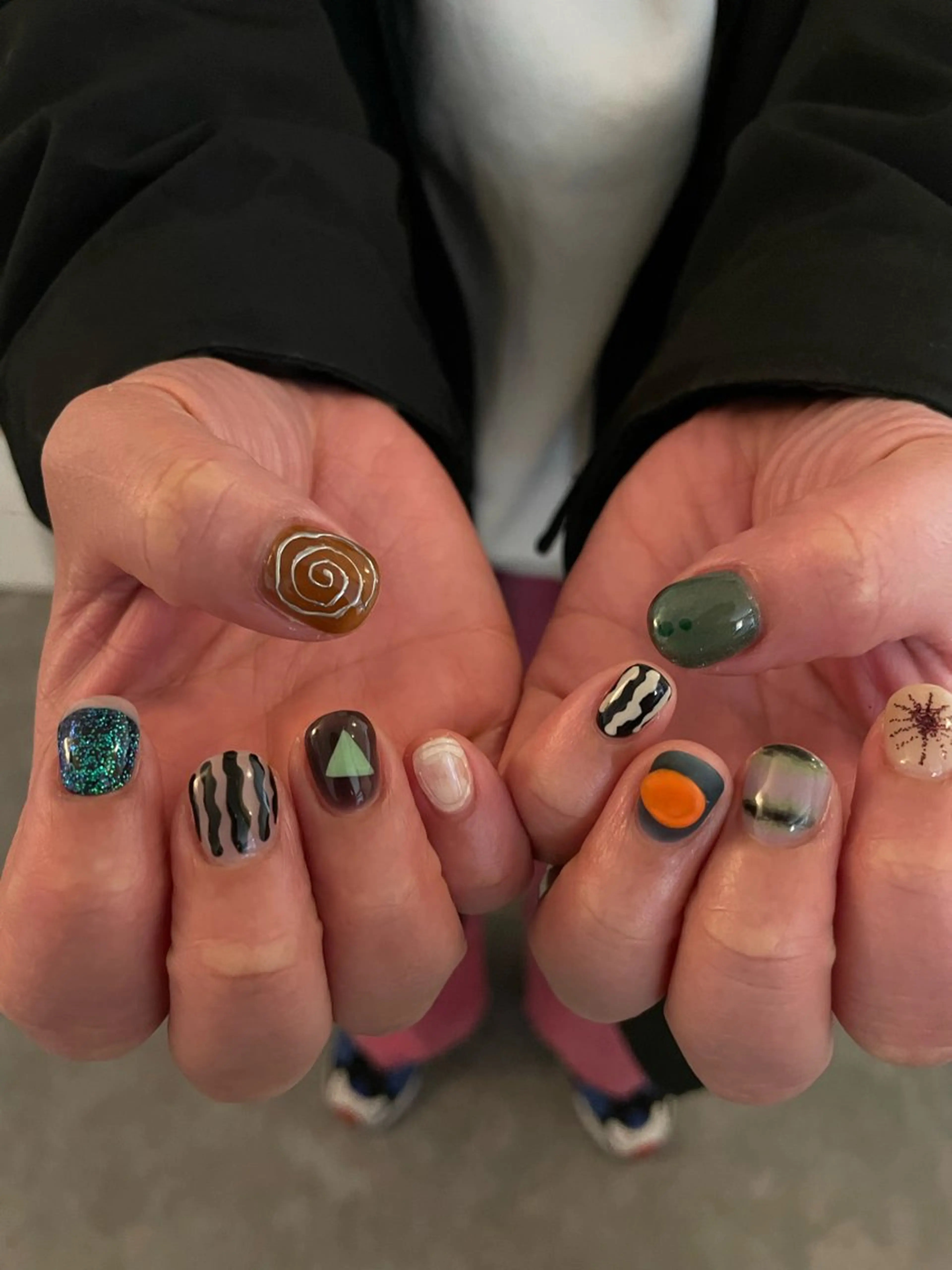 ネイル ハンドネイル roof nailのネイルデザイン