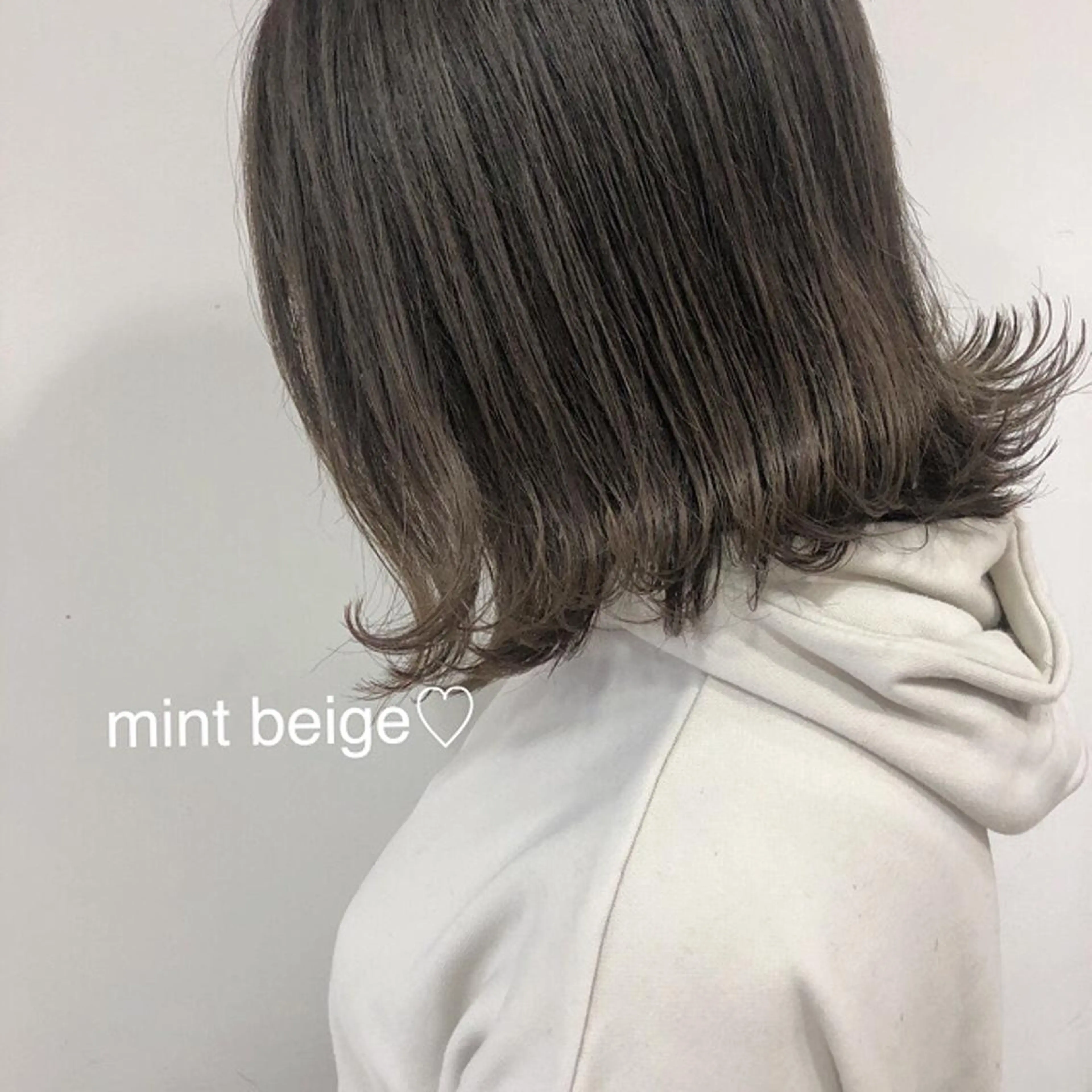 ミディアム カラー GLROW haruhiのヘアスタイル