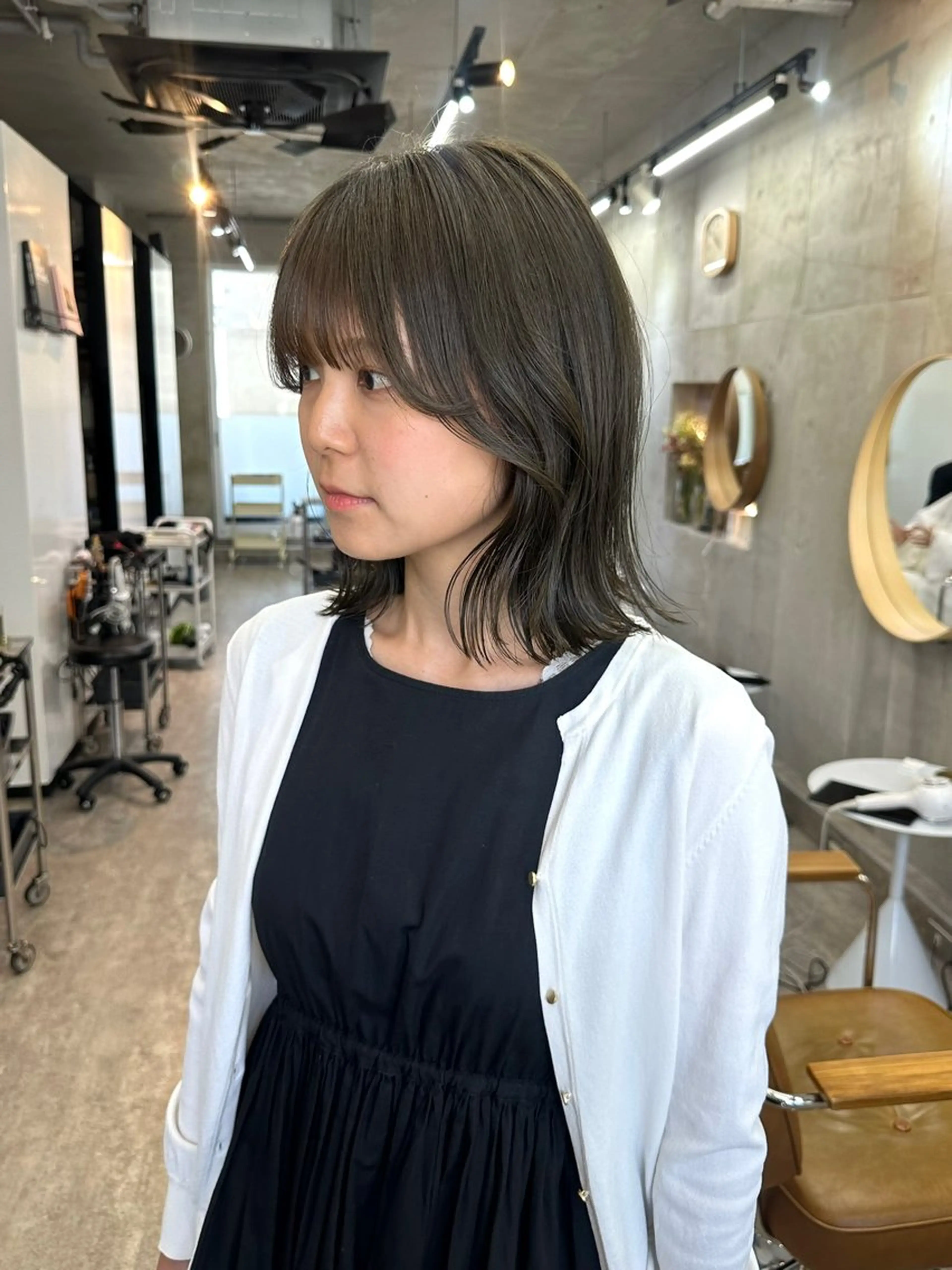 ミディアム カラー ベージュカラー ブリーチ ブラウンカラー ケアブリーチ グレージュ カット ヘアカラー トリートメント レイヤーカット💫 ／HARUKA🎀のヘアスタイル