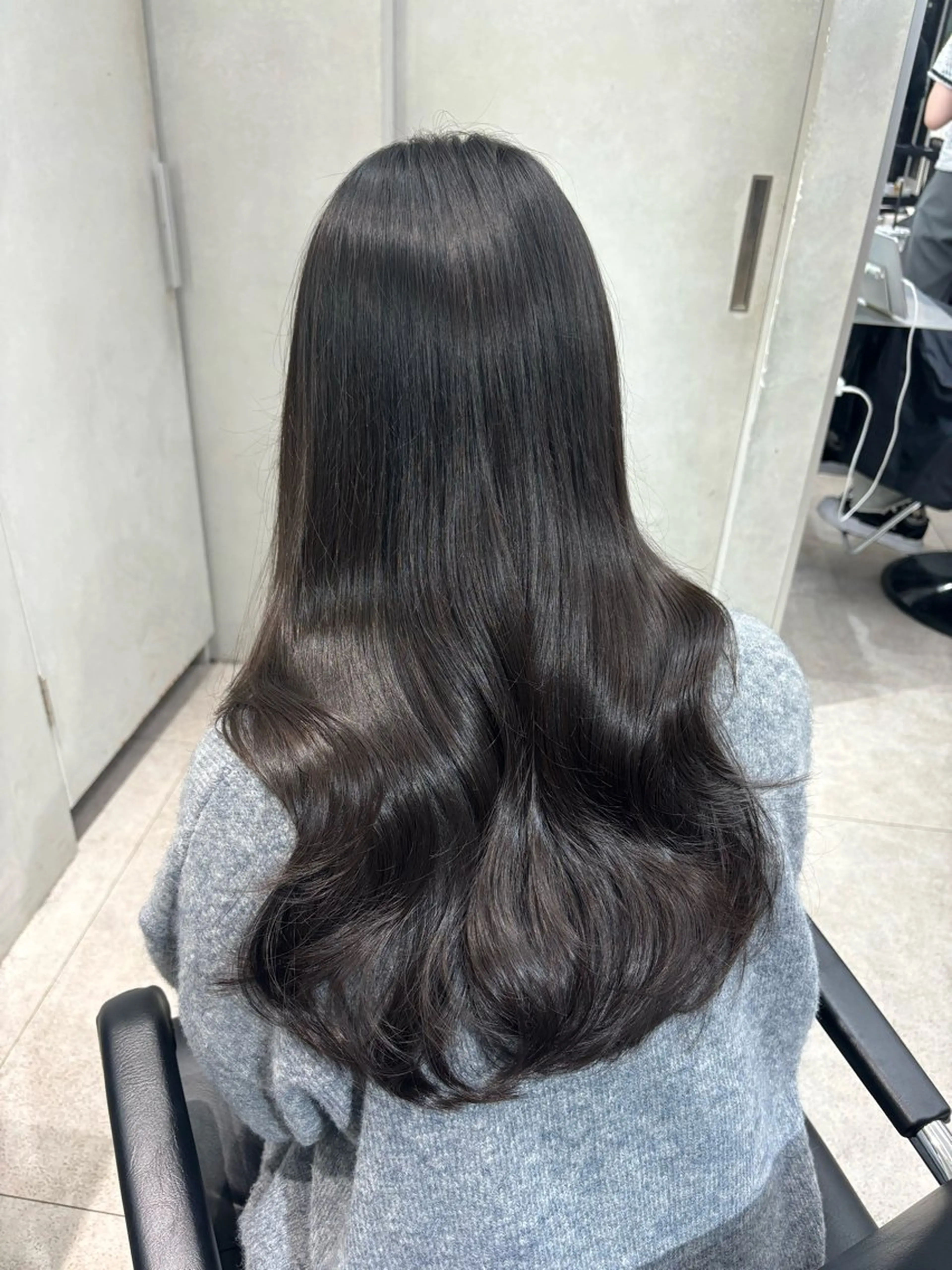 セミロング emi 韓国ワンホンヘアのヘアスタイル