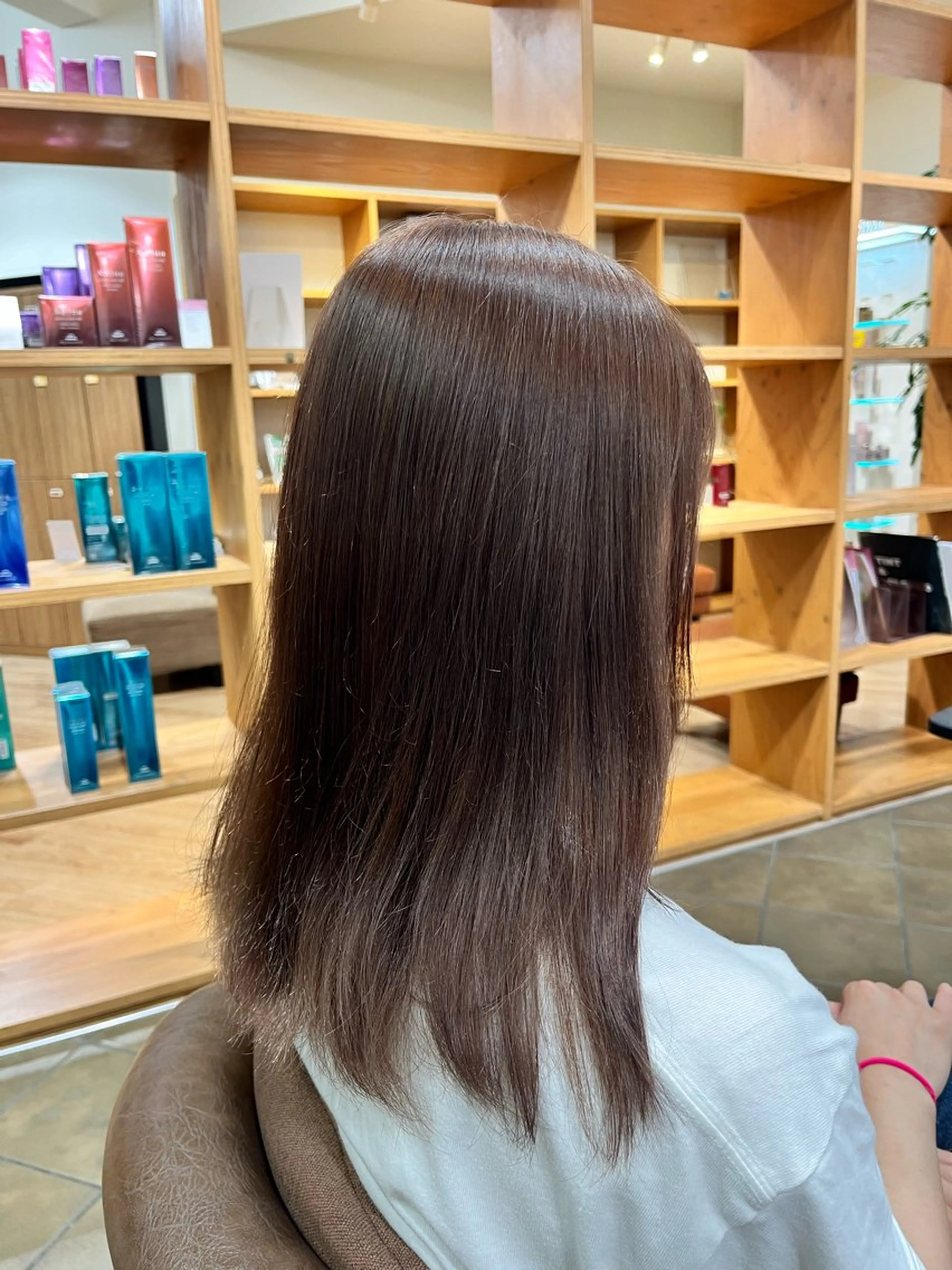 カラー 松本 仁美のヘアスタイル