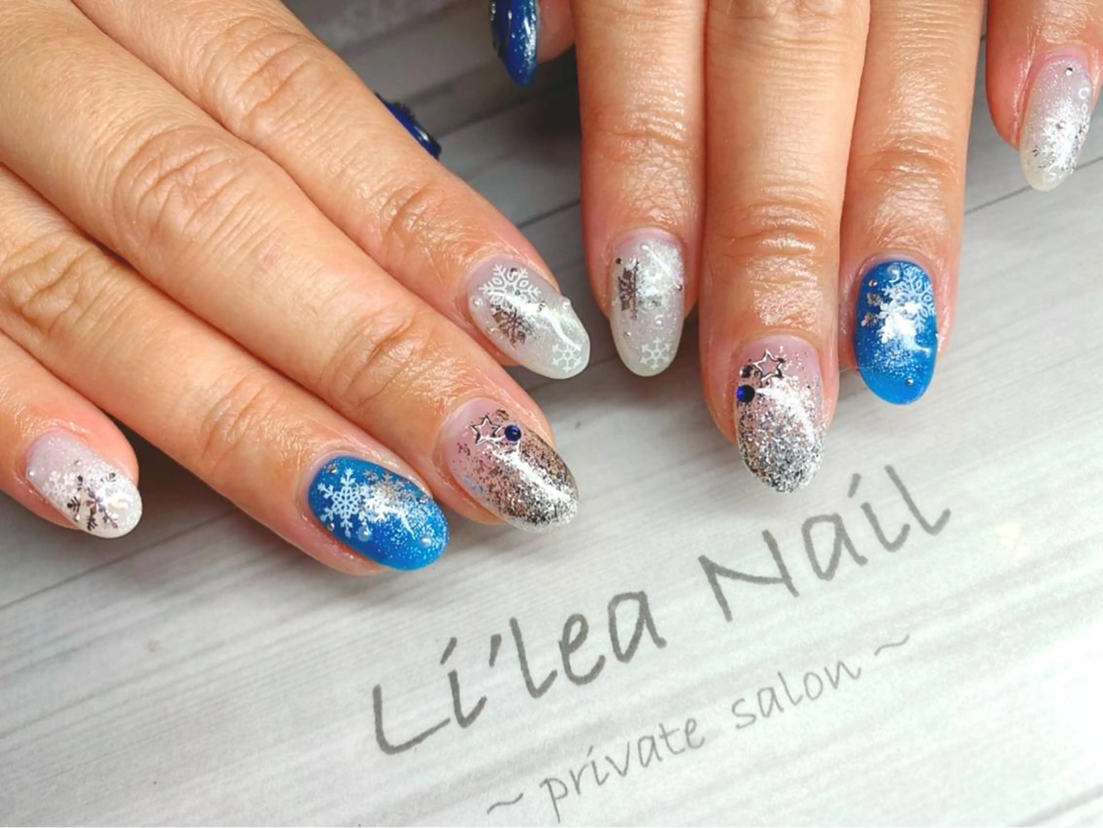 ネイル Li'leaNail AINAのネイルデザイン