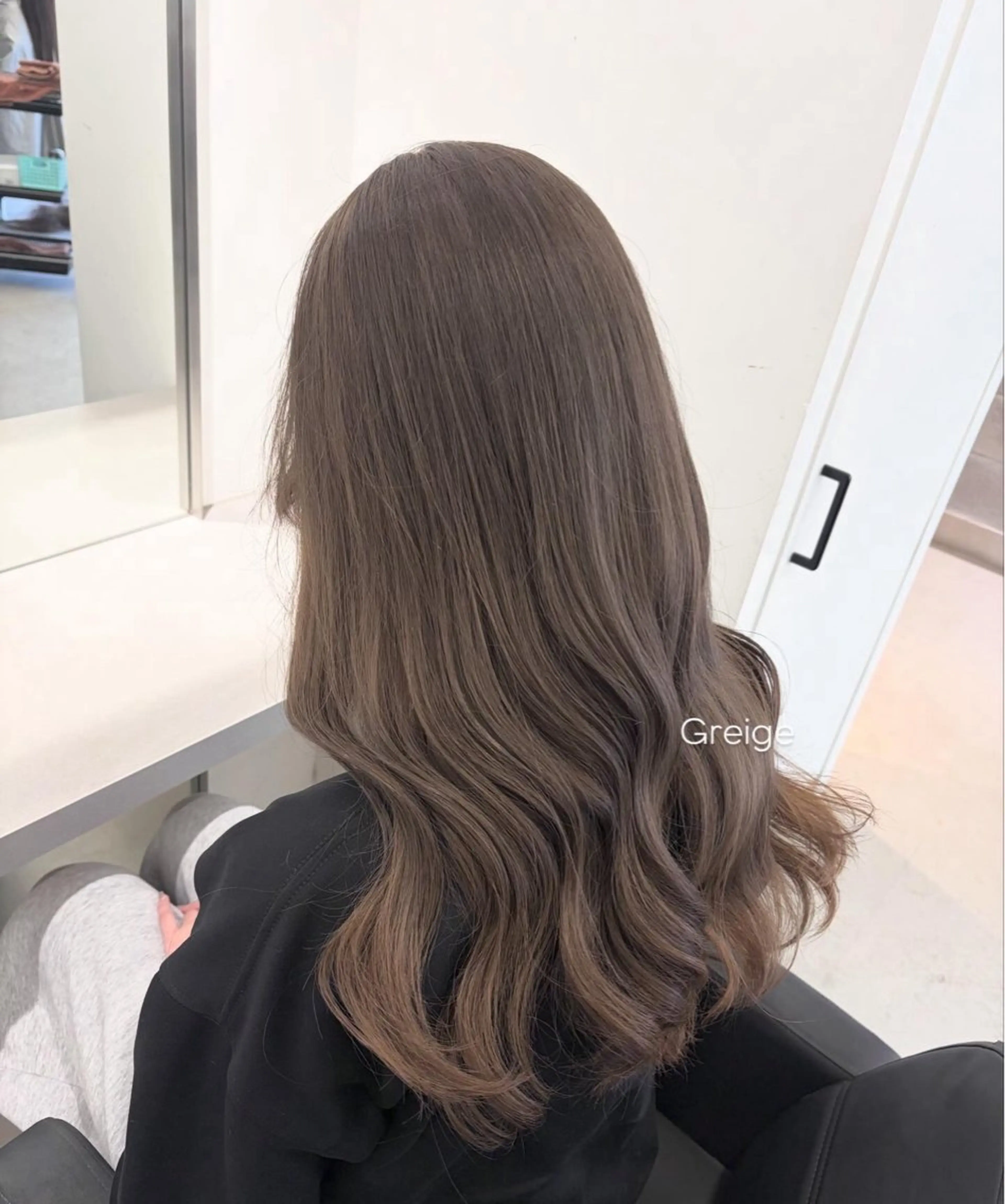 ロング カラー カット ヘアカラー トリートメント EIGHT /SHU🩶のヘアスタイル