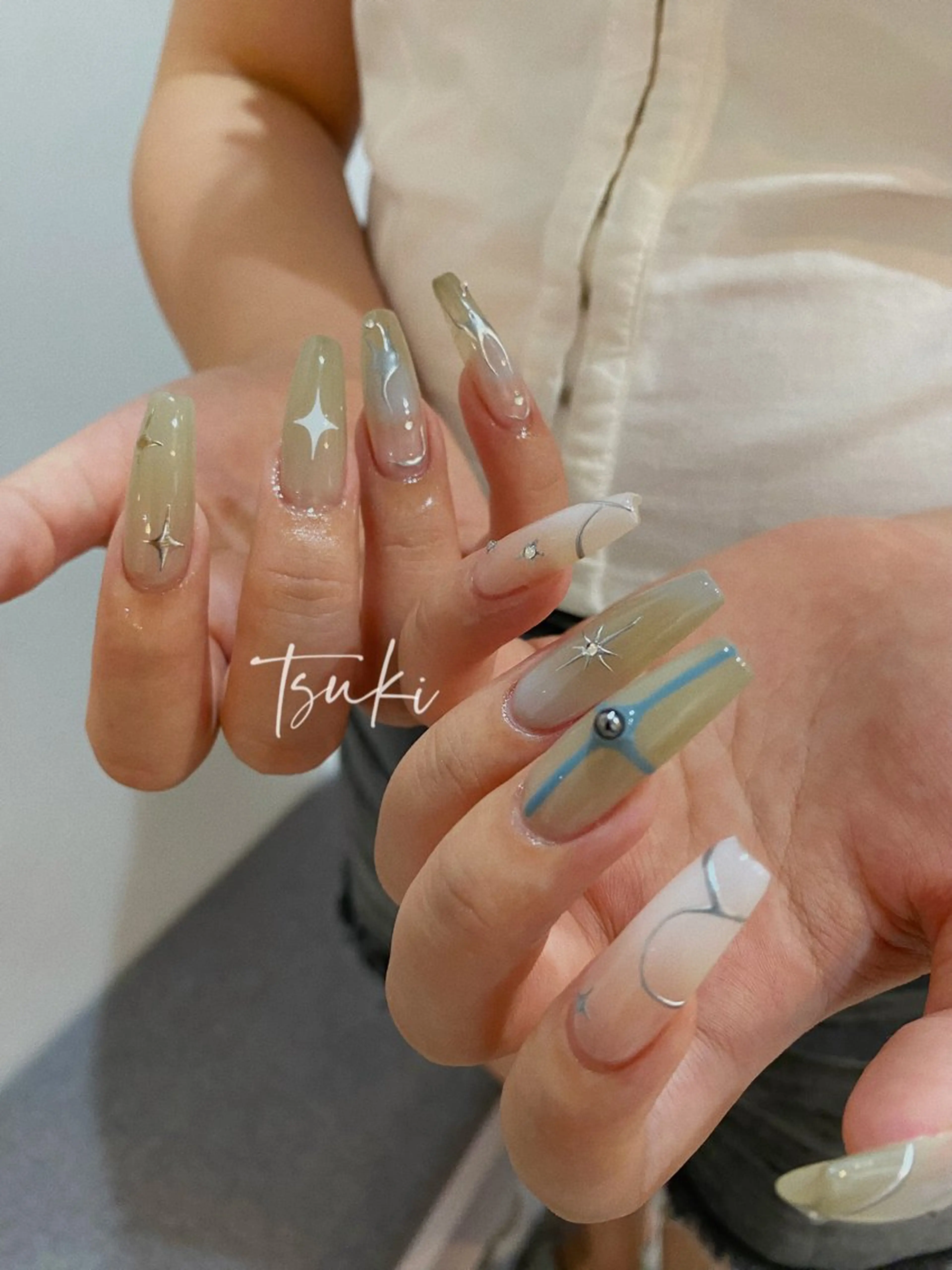 ネイル LUNA Nail salon💕のネイルデザイン